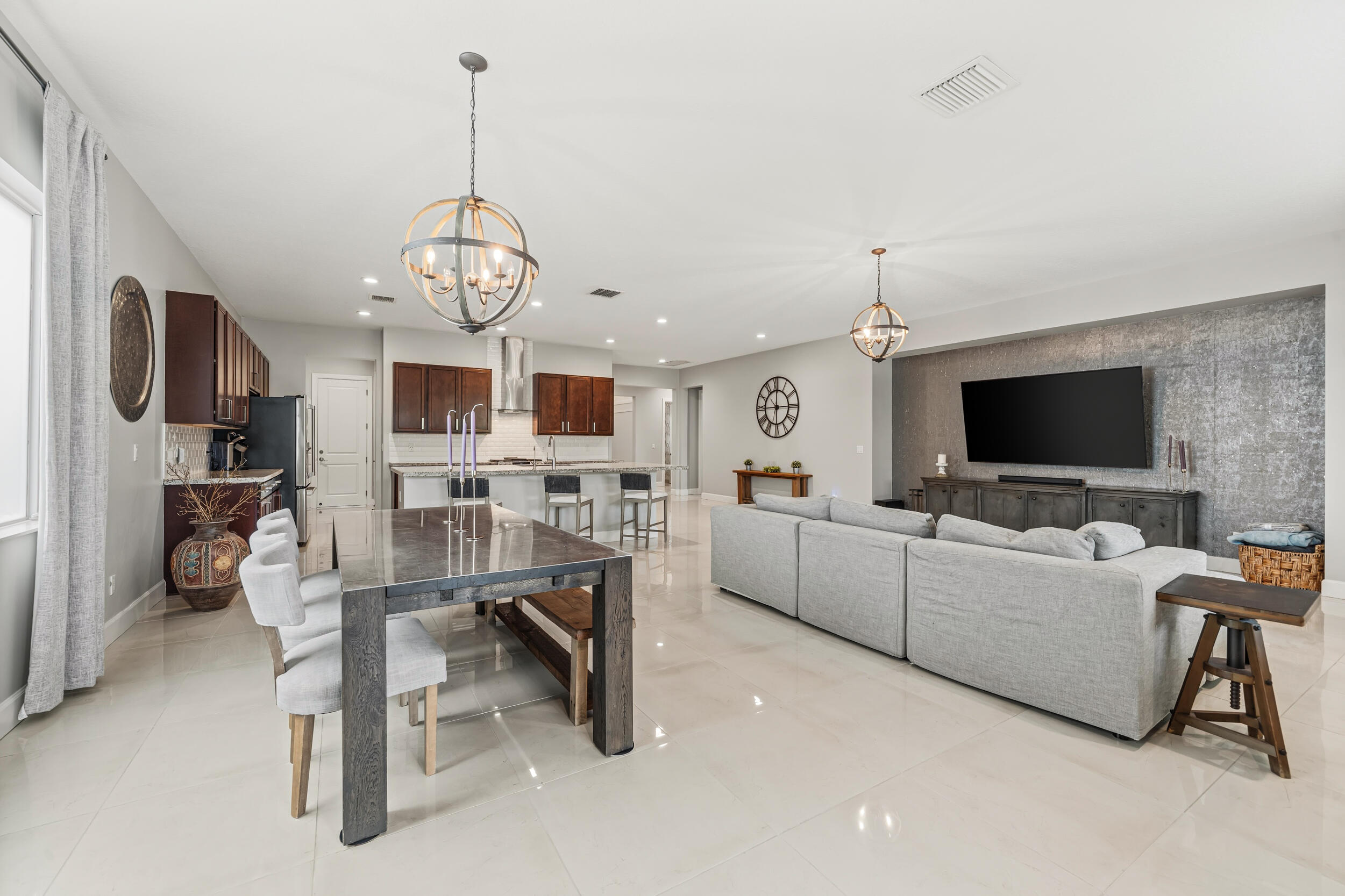 ANDALUCIA - Residential