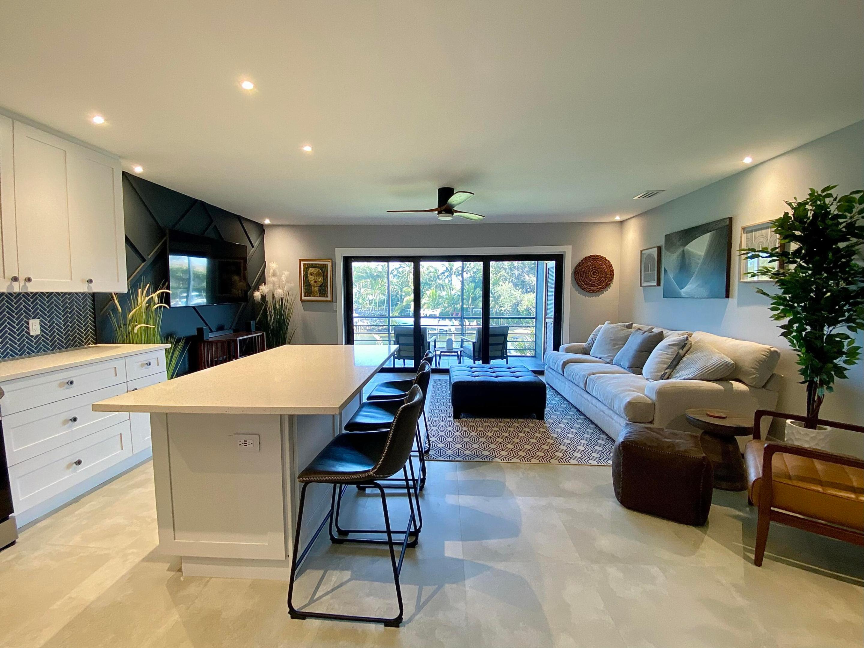 RIVER KEY CONDO - Residential