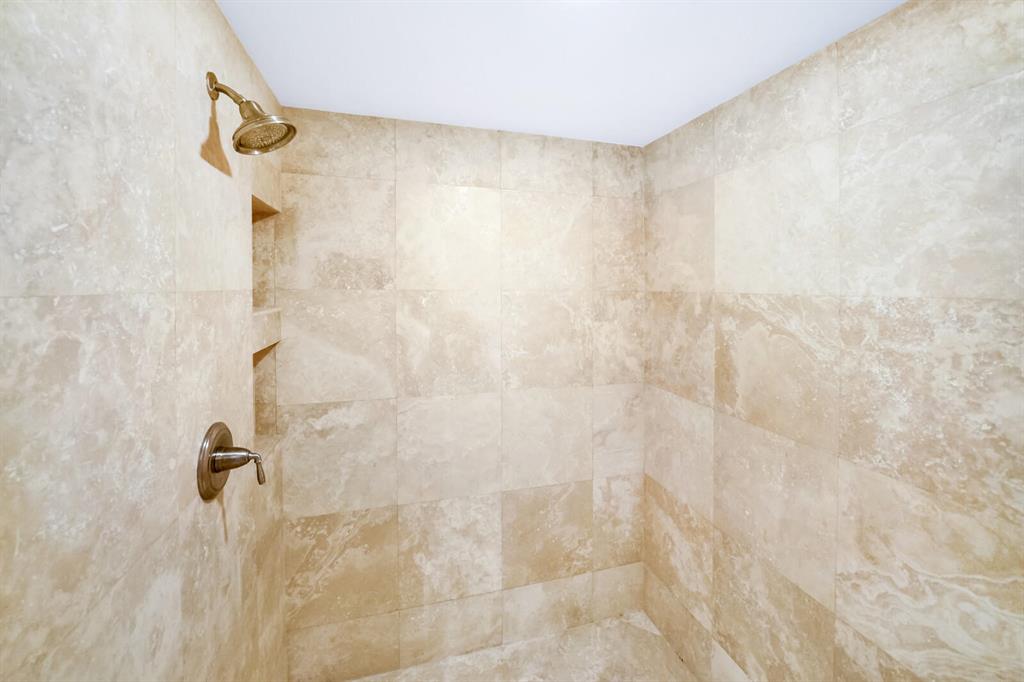 RITZ CARLTON RESIDENCES - Residential