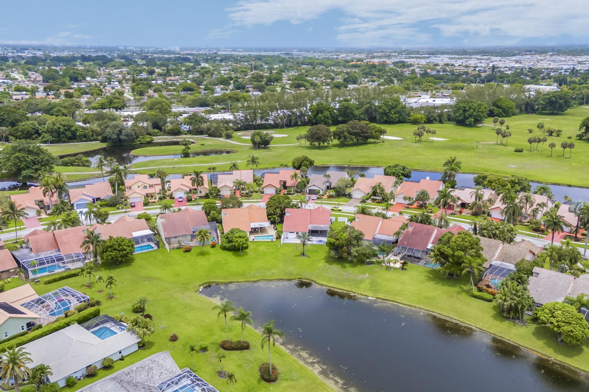 BOCA GREENS - Residential