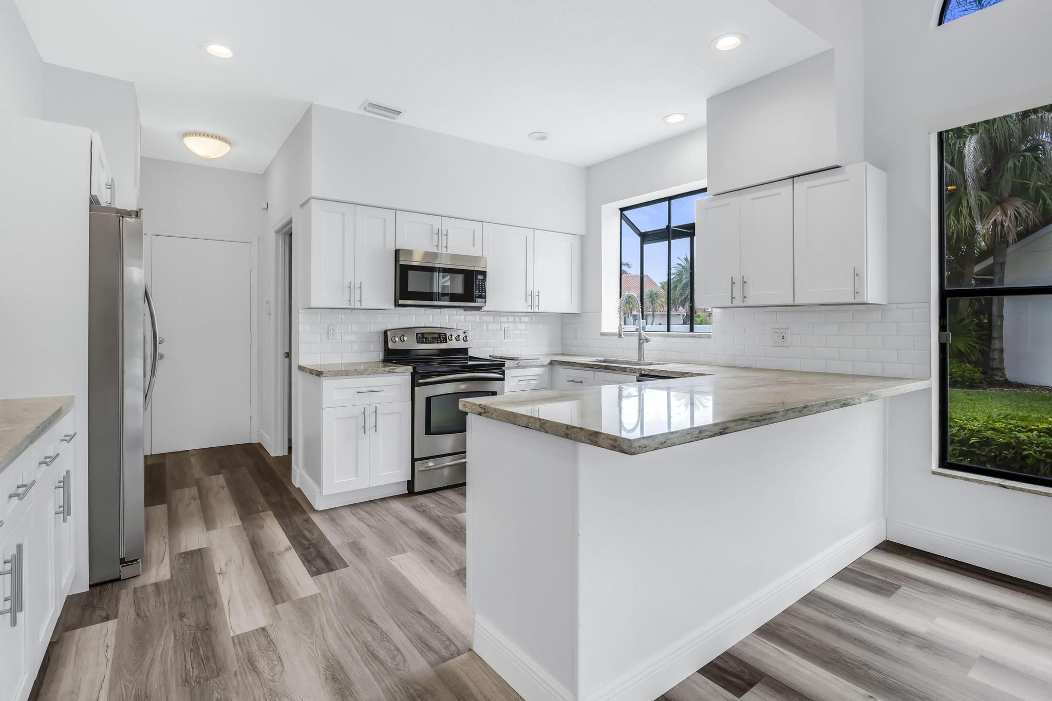 BOCA GREENS - Residential