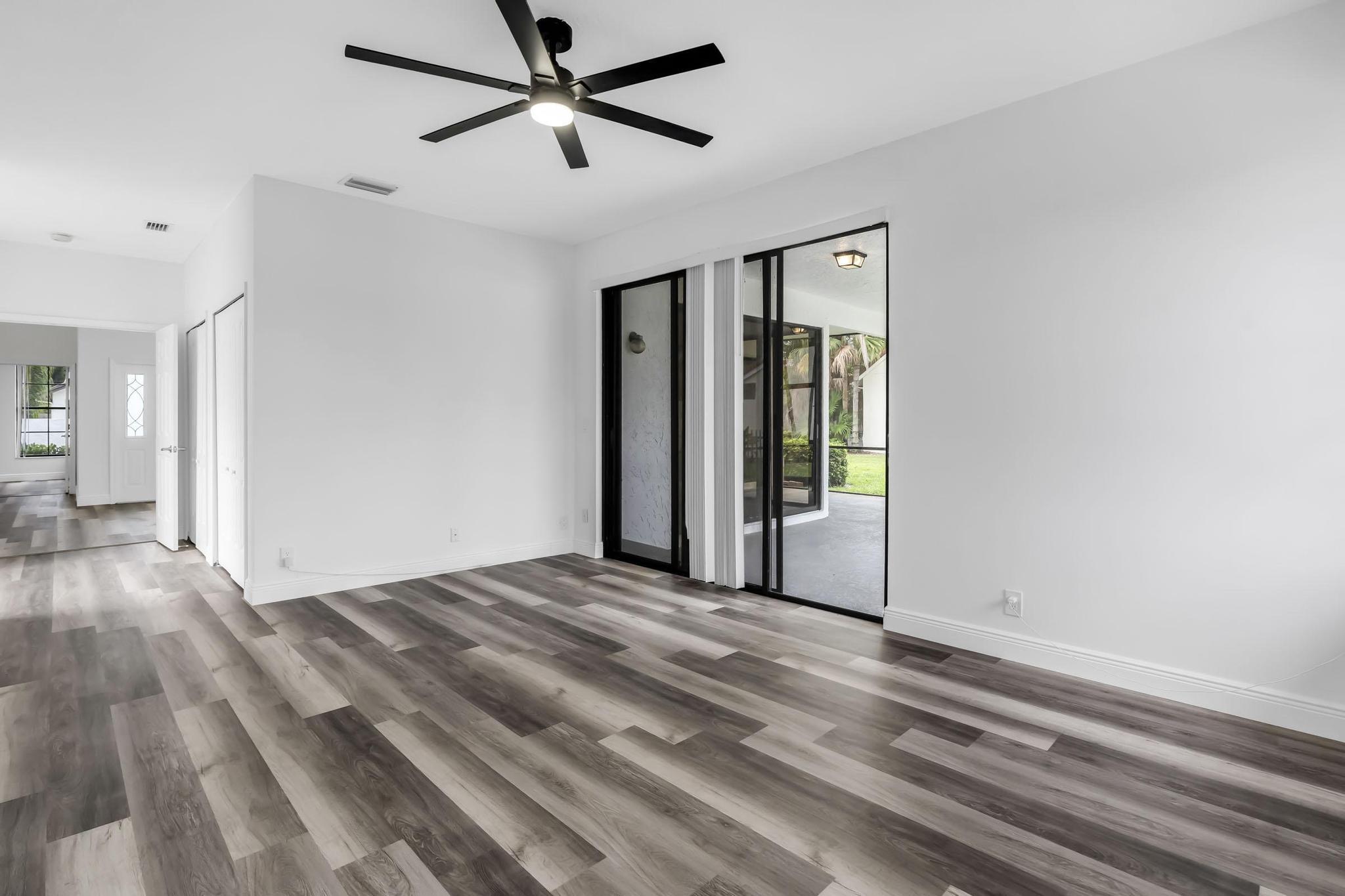 BOCA GREENS - Residential