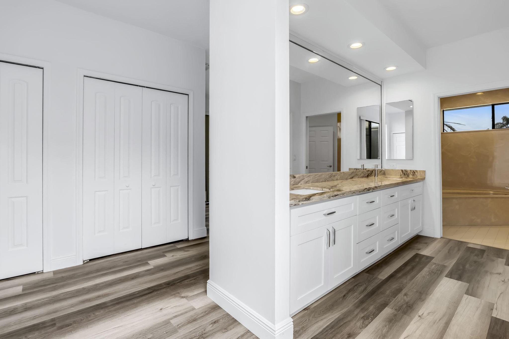 BOCA GREENS - Residential