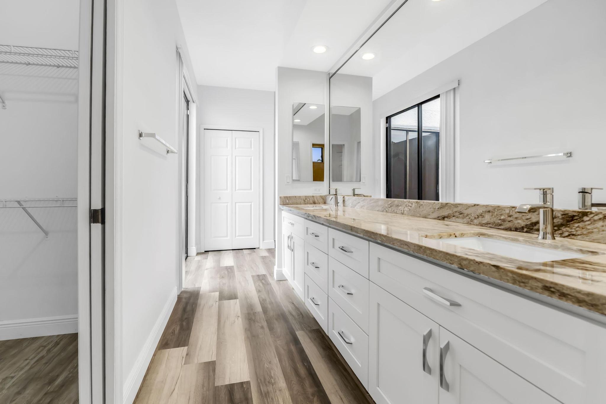 BOCA GREENS - Residential