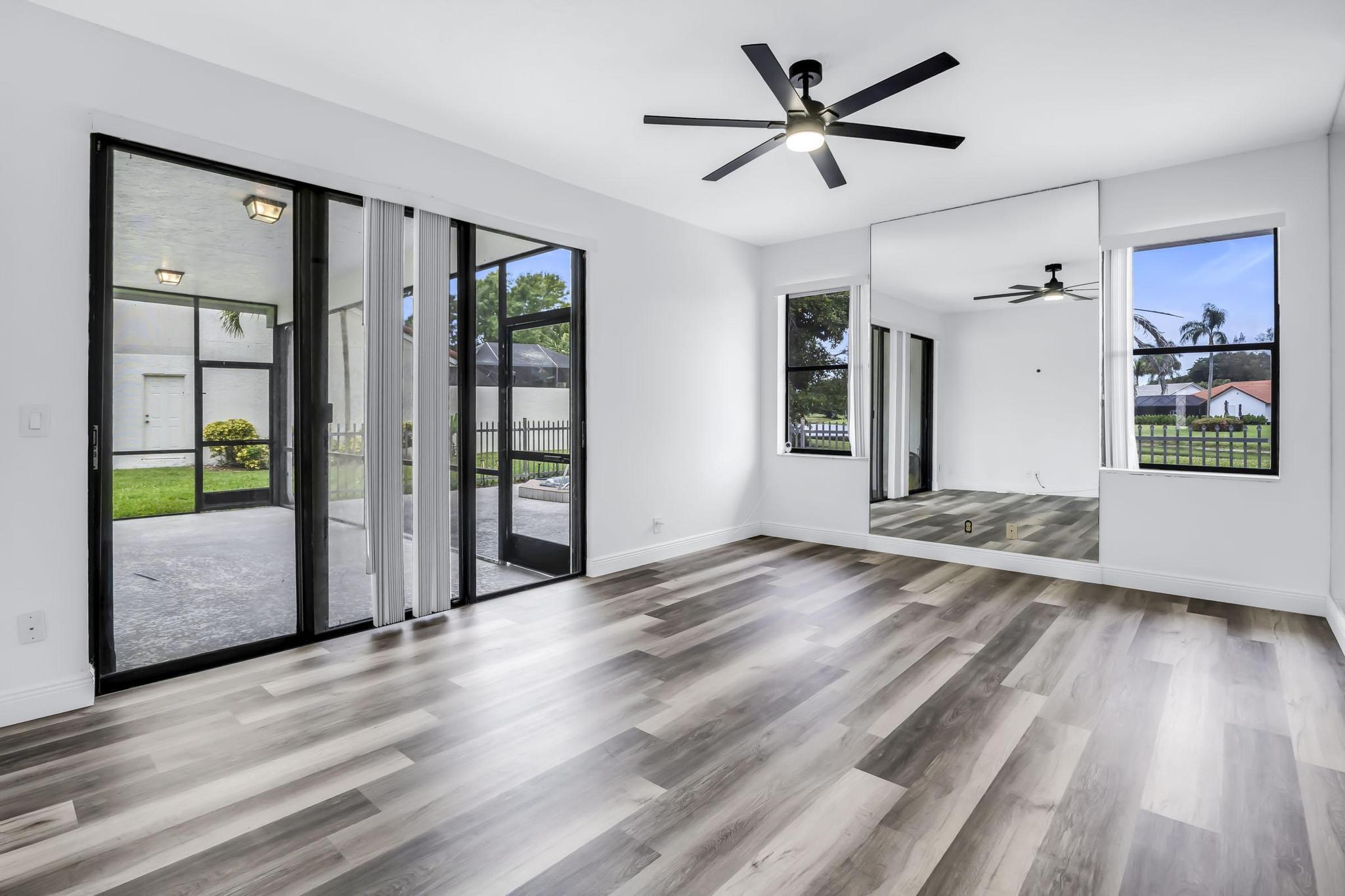 BOCA GREENS - Residential