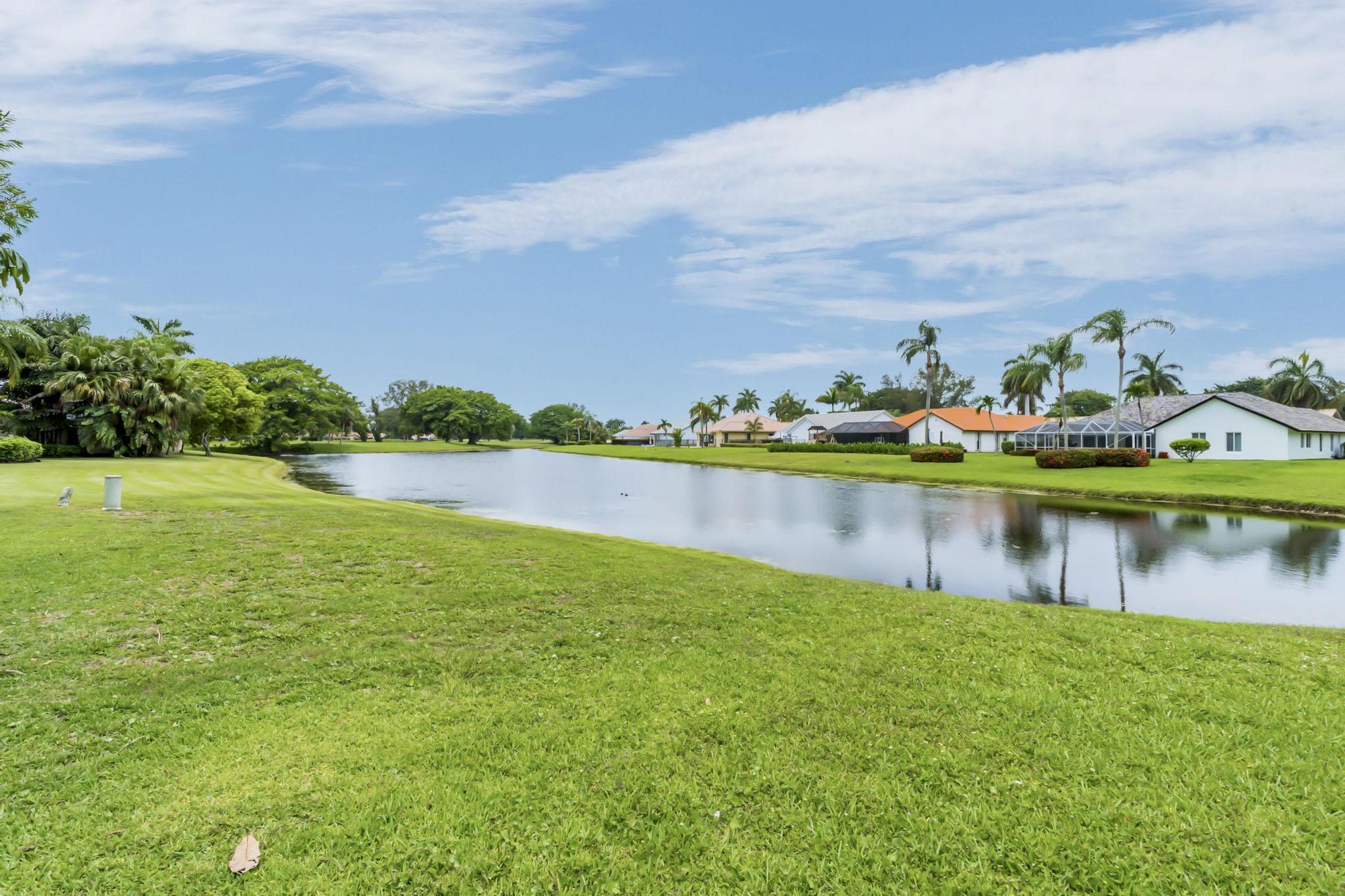 BOCA GREENS - Residential