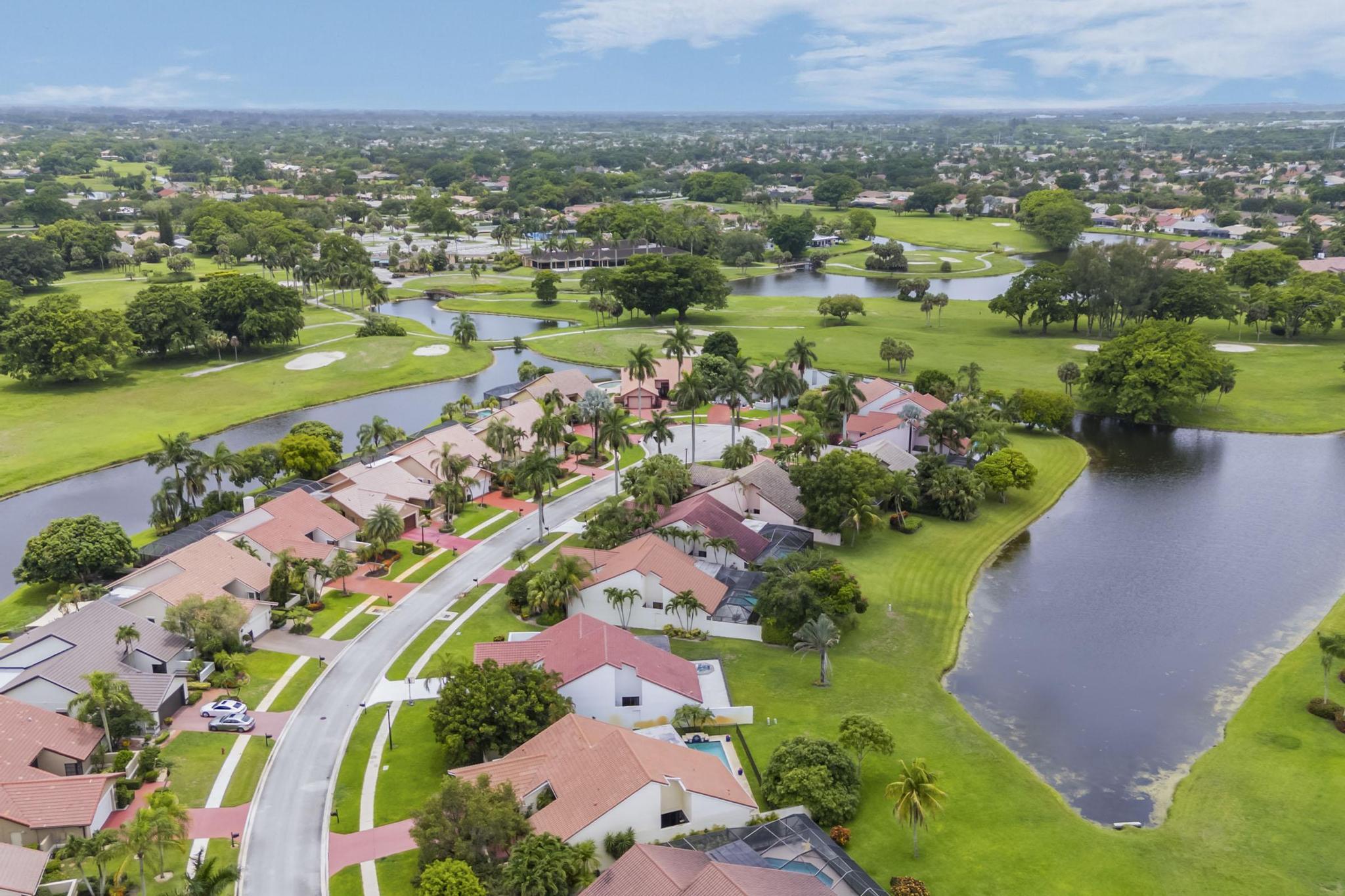 BOCA GREENS - Residential
