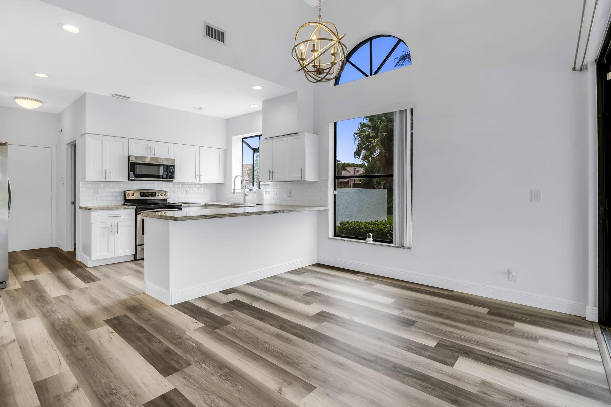 BOCA GREENS - Residential