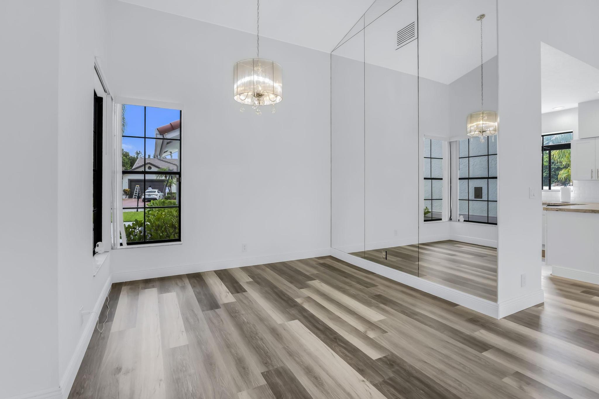 BOCA GREENS - Residential