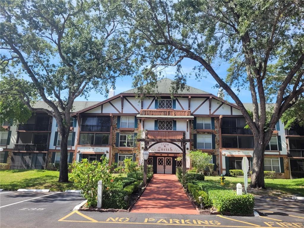 2BED 2BATH CONDO UNIT AT INTERNATIONAL VILLAGE.   ALL AGE WELCOME.   BEAUTIFUL WATER VIEW FROM BOTH BEDROOMS AND LIVING ROOM.   CARPETS IN BEDROOMS.   TILES IN REST OF THE AREA.   SPLIT BEDROOM PLAN.   KITCHEN HAS GRANITE COUNTERTOP.   GREAT TENANT IN PLACE UNTIL NOVEMBER 17,2023 WITH $1,500/M.   INVESTORS OPPORTUNITY.   COMMUNITY OFFERS SWIMMING POOL, JACCUZZI, TENNISE COURT, BBQ AREA AND MUCH MORE.   GATED COMMUNITY AND 24HRS GUARD AT THE GATE.   ASSOCIATION REQUIRES 675 CREDIT SCORE, $45,000/Y INCOME.   MINIMUM DOWNPAYMENT IS REQUIRED BY THE ASSOCIATION.   CURRENT SPECIAL ASSESSMENT WILL BE PAID OFF BY SELLER.   3660 INVERRARY DR #M3H ALSO FOR SALE.   F10377676.