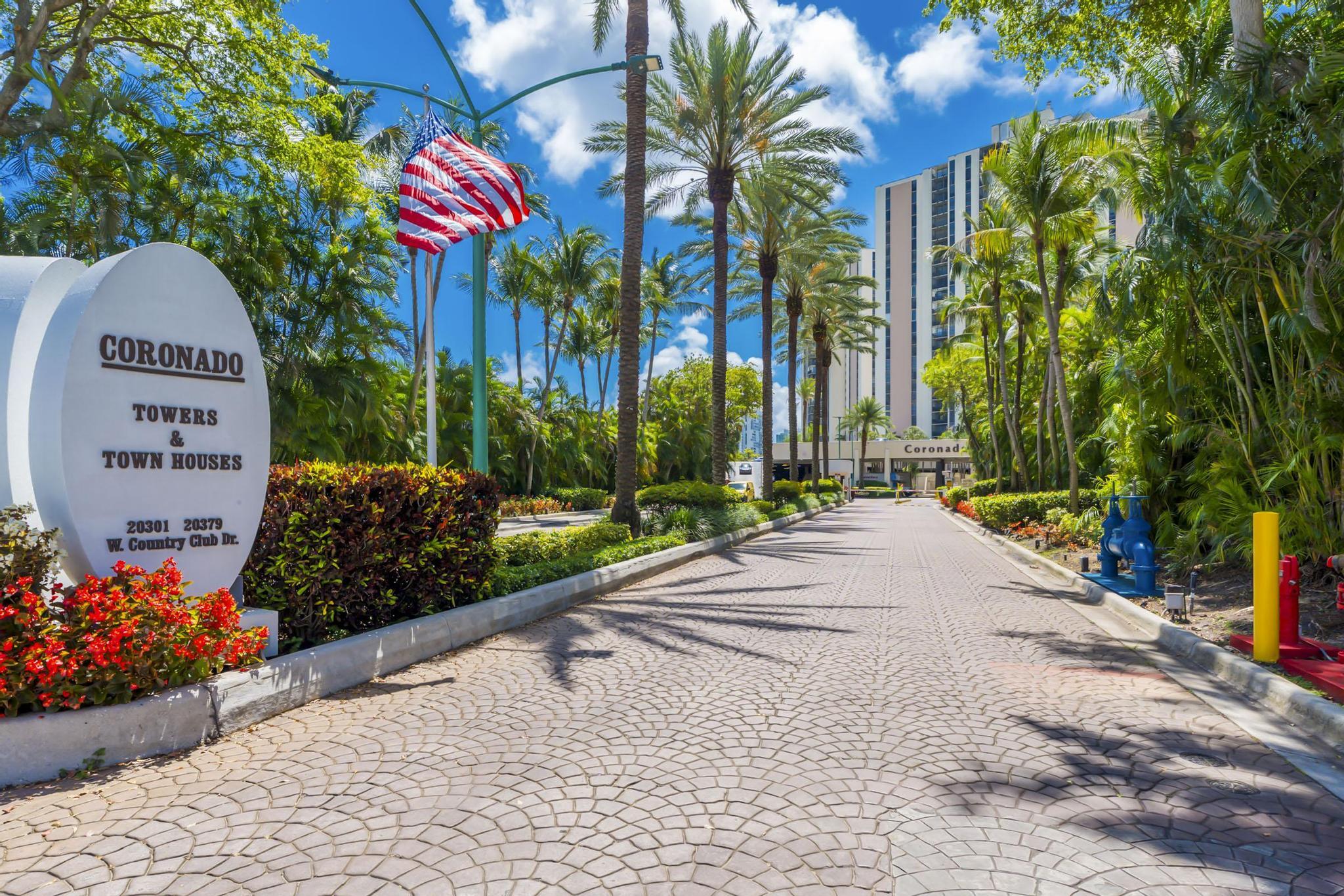 CORONADO CONDO- TOWER II - Residential