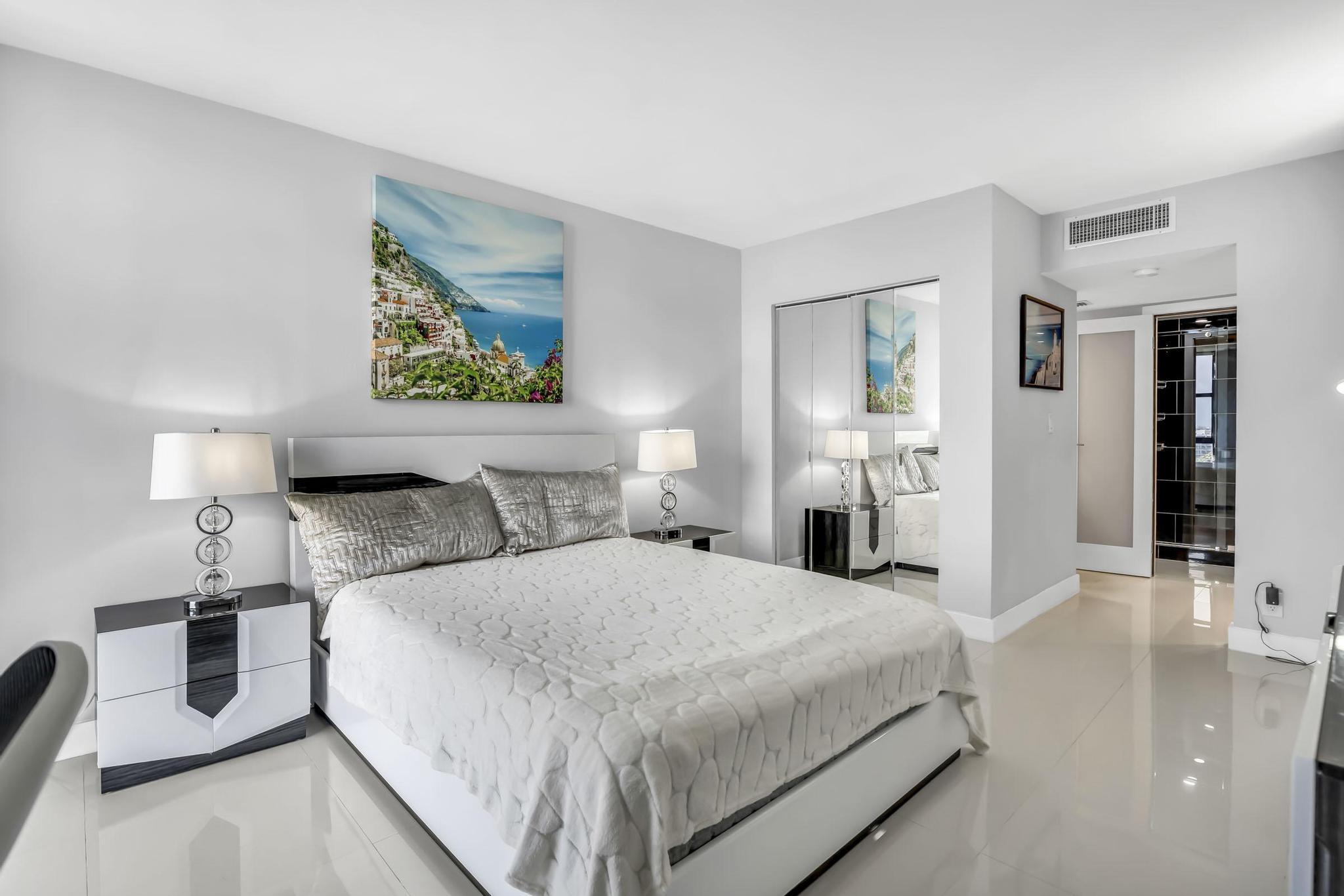 CORONADO CONDO- TOWER II - Residential