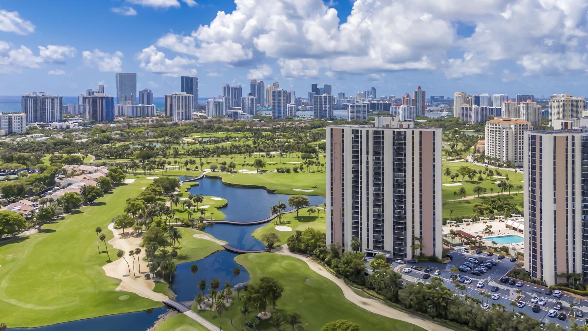 CORONADO CONDO- TOWER II - Residential