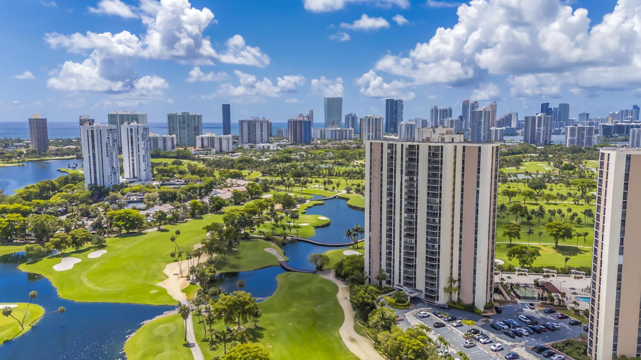 CORONADO CONDO- TOWER II - Residential