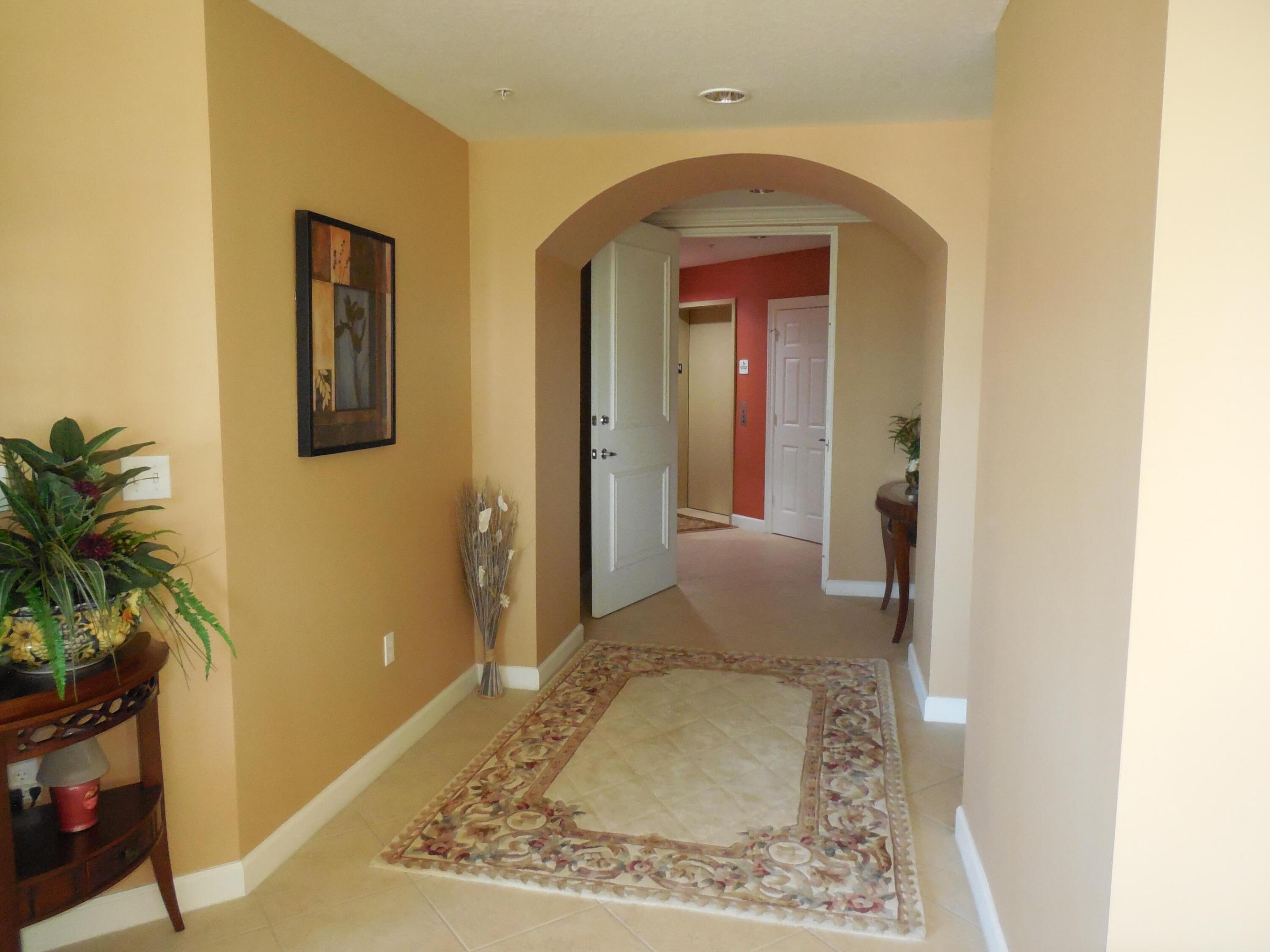 JUNO OCEAN KEY CONDO - Residential Lease