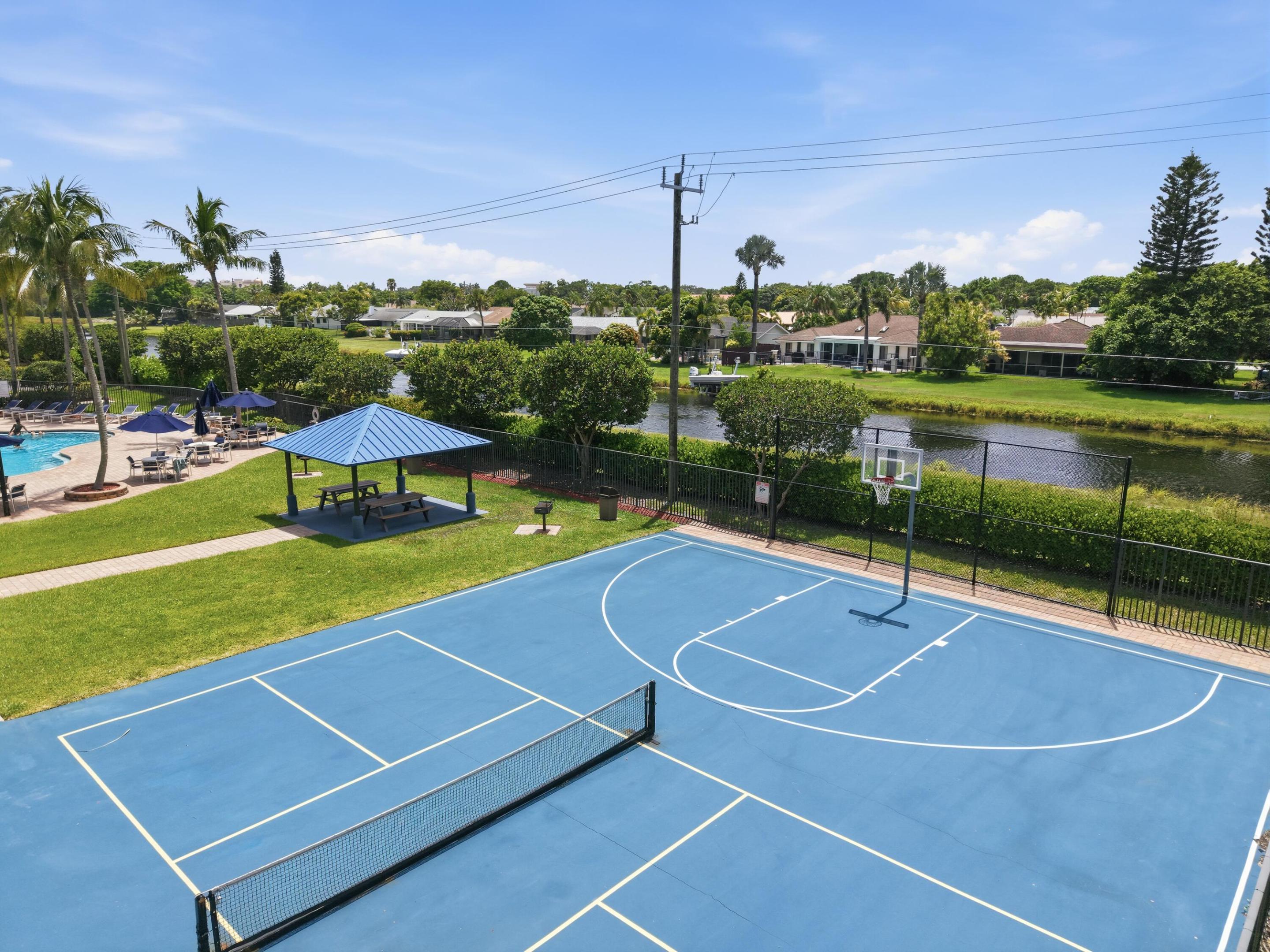 QUANTUM PARK TOWNHOMES - Residential