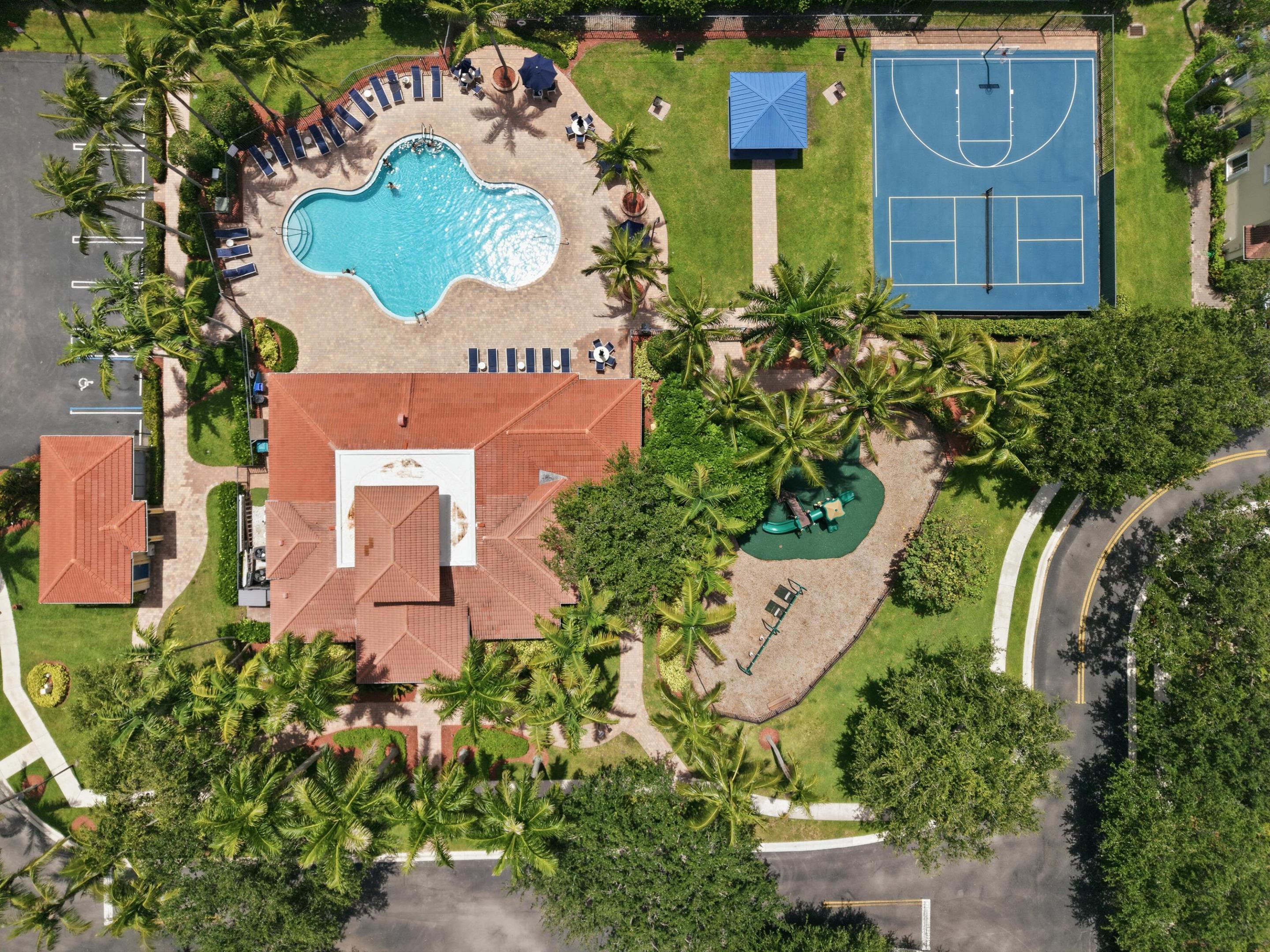 QUANTUM PARK TOWNHOMES - Residential