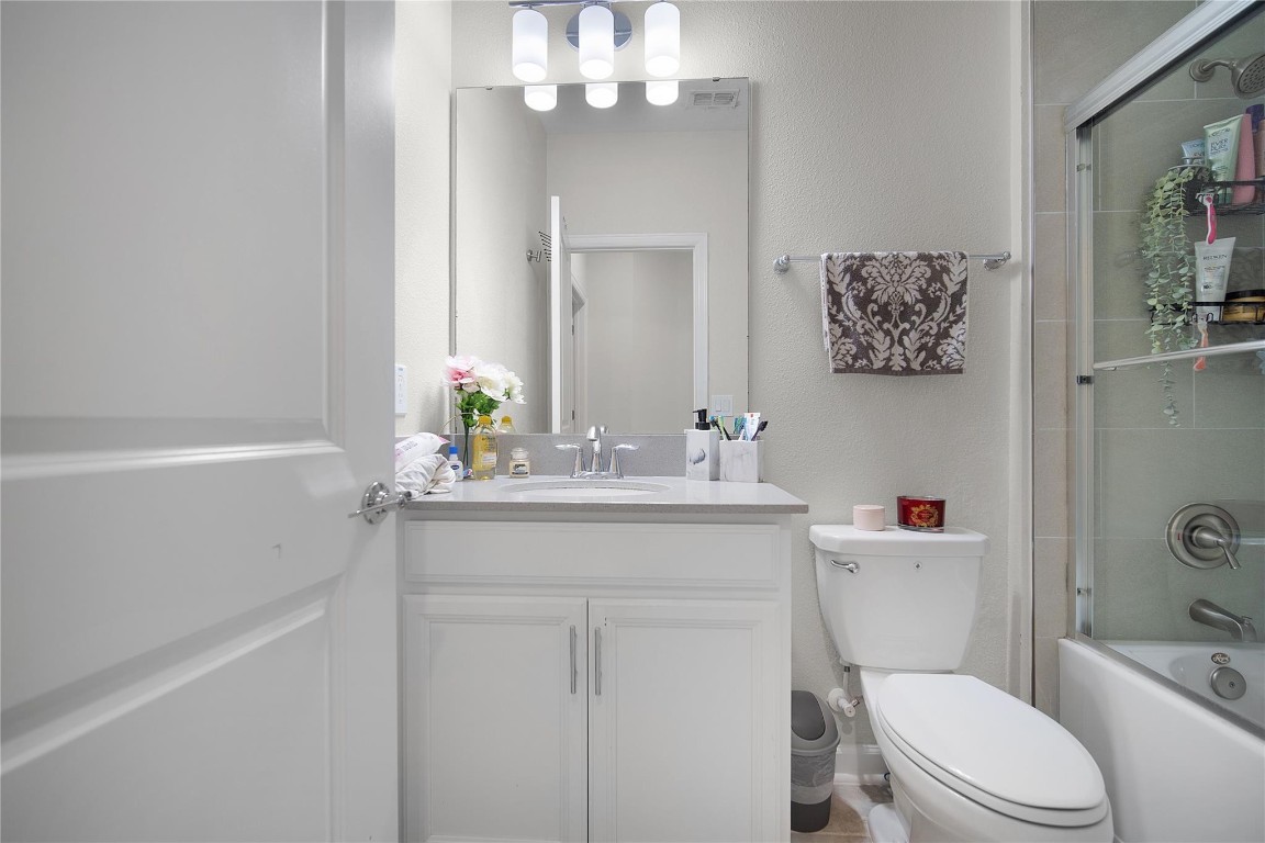 STOREY LAKE TR K - Residential