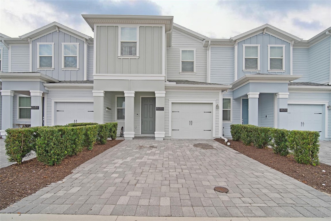 STOREY LAKE TR K - Residential