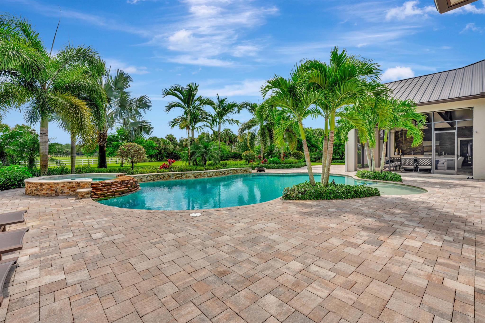 TRAILSIDE - Residential