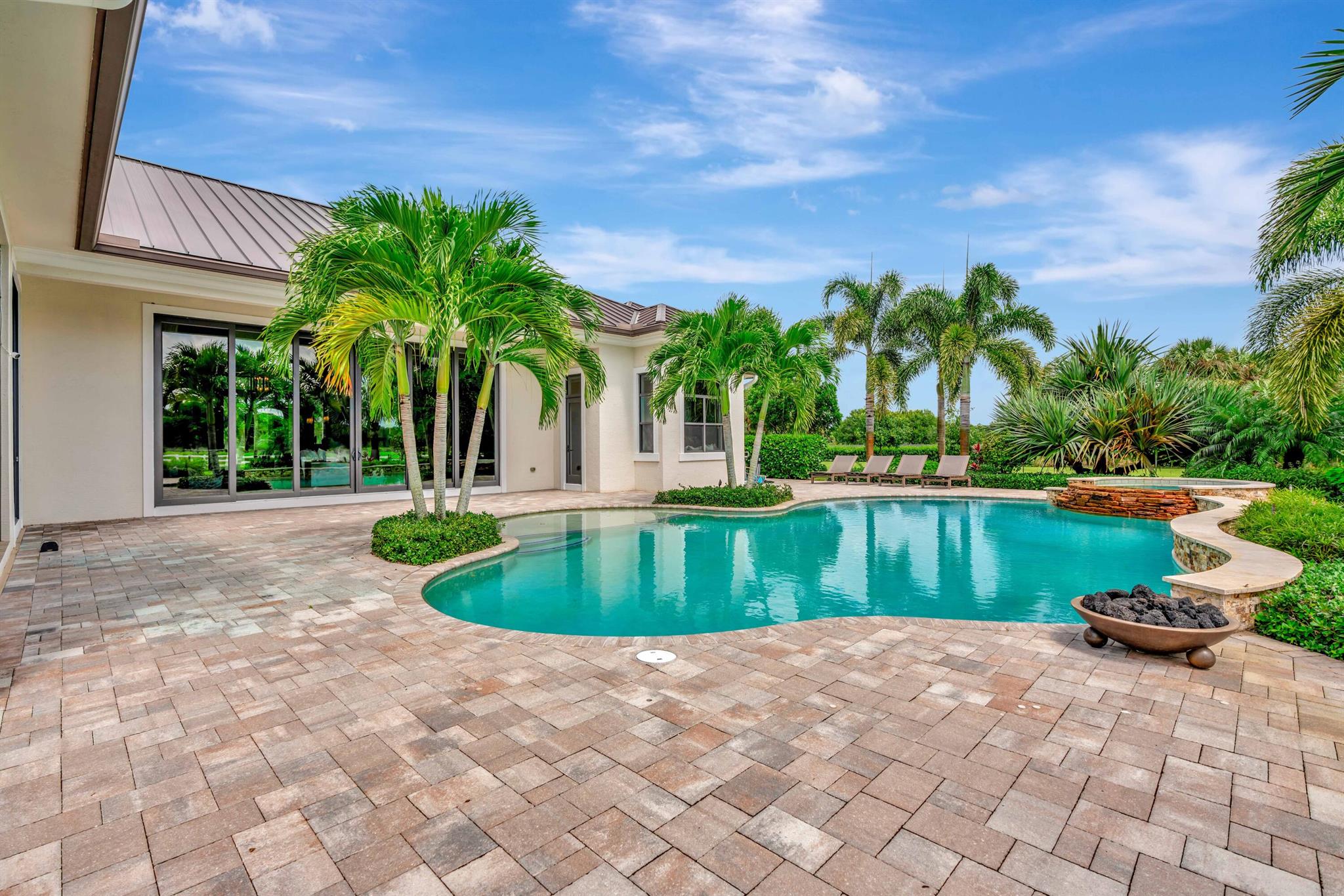 TRAILSIDE - Residential