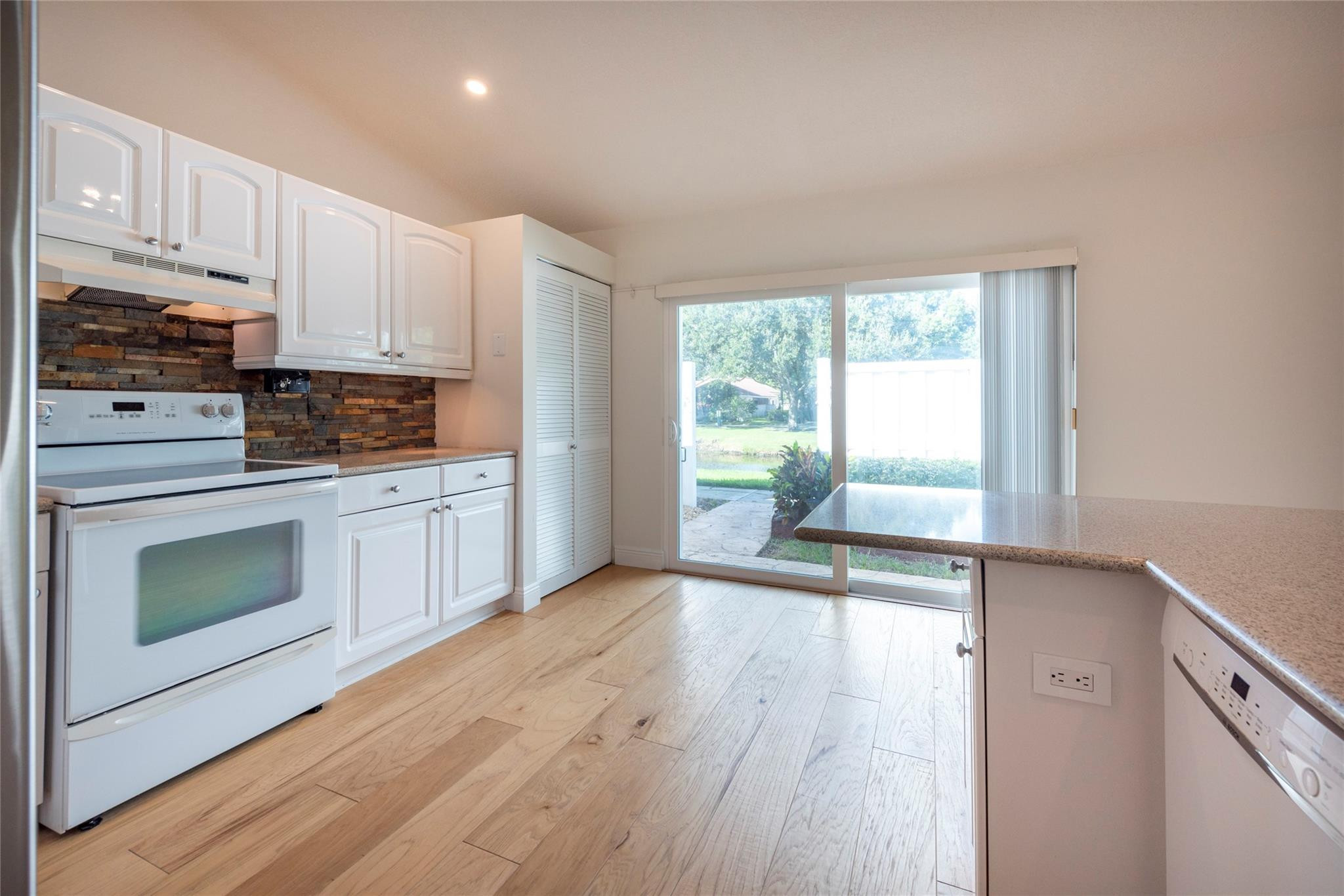 Jacaranda Prcl 608 123-15 - Residential