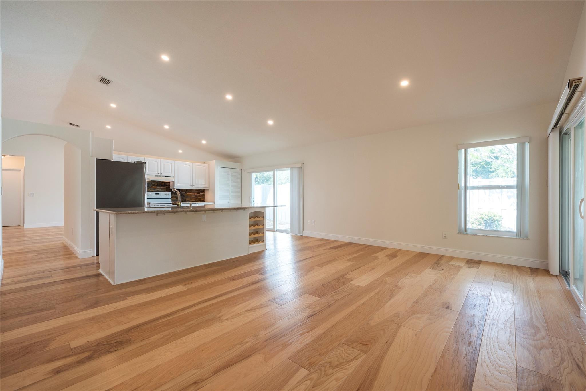 Jacaranda Prcl 608 123-15 - Residential