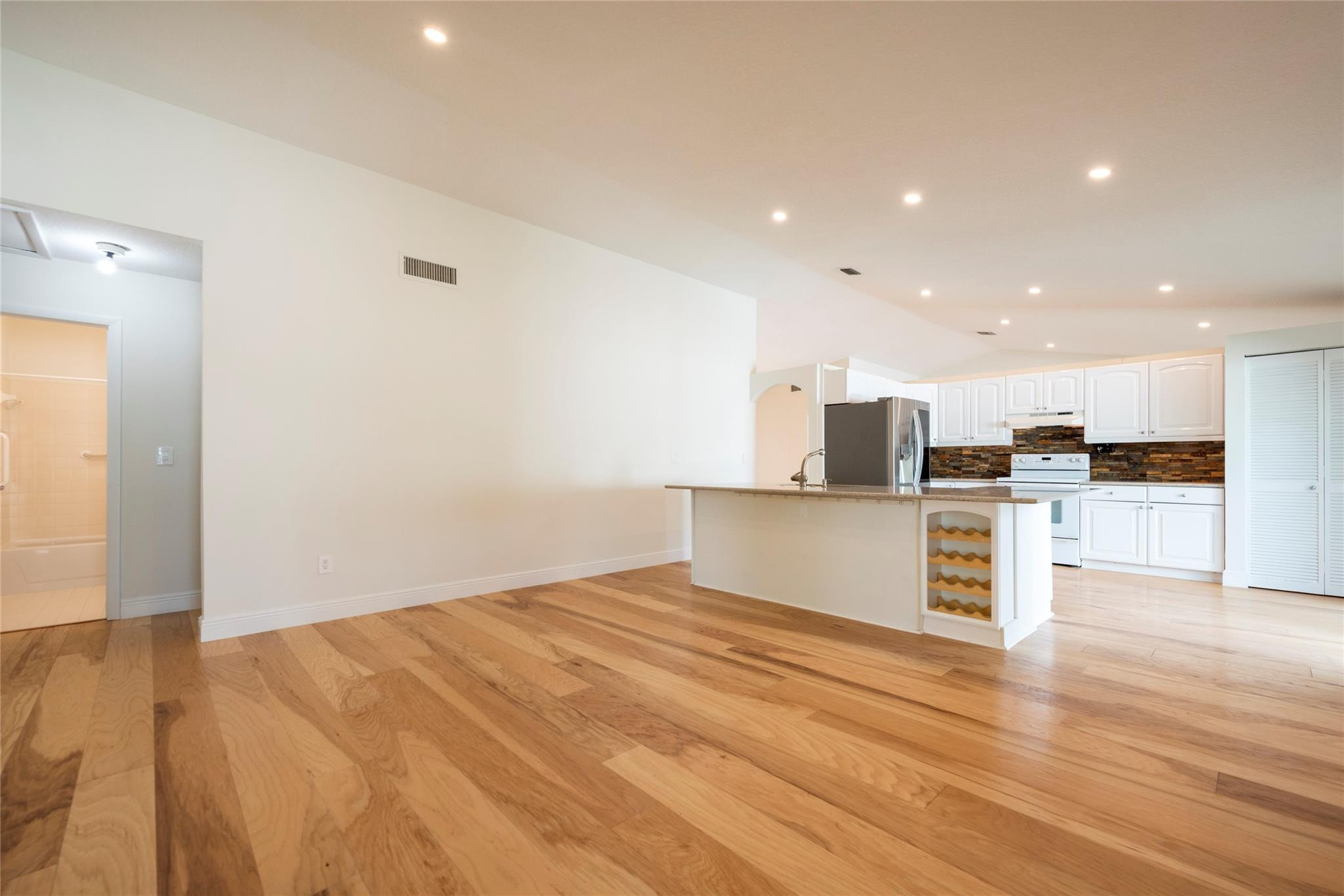Jacaranda Prcl 608 123-15 - Residential