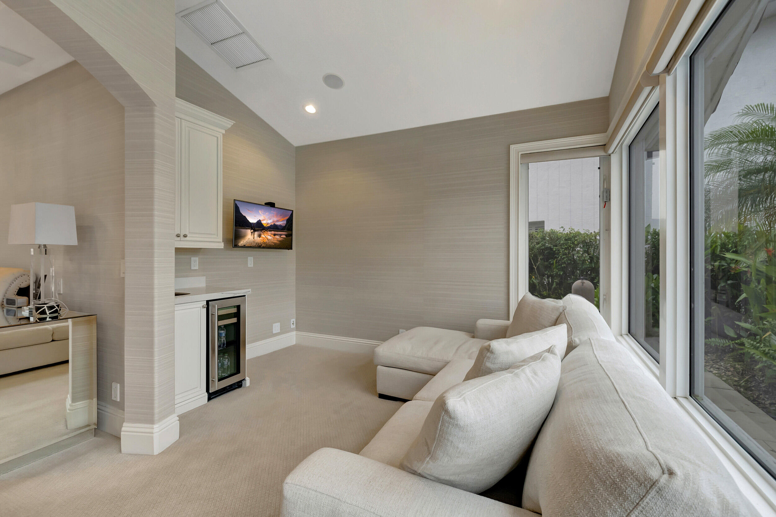 HAMPTONS AT WOODFIELD COUNTRY CLUB - Residential