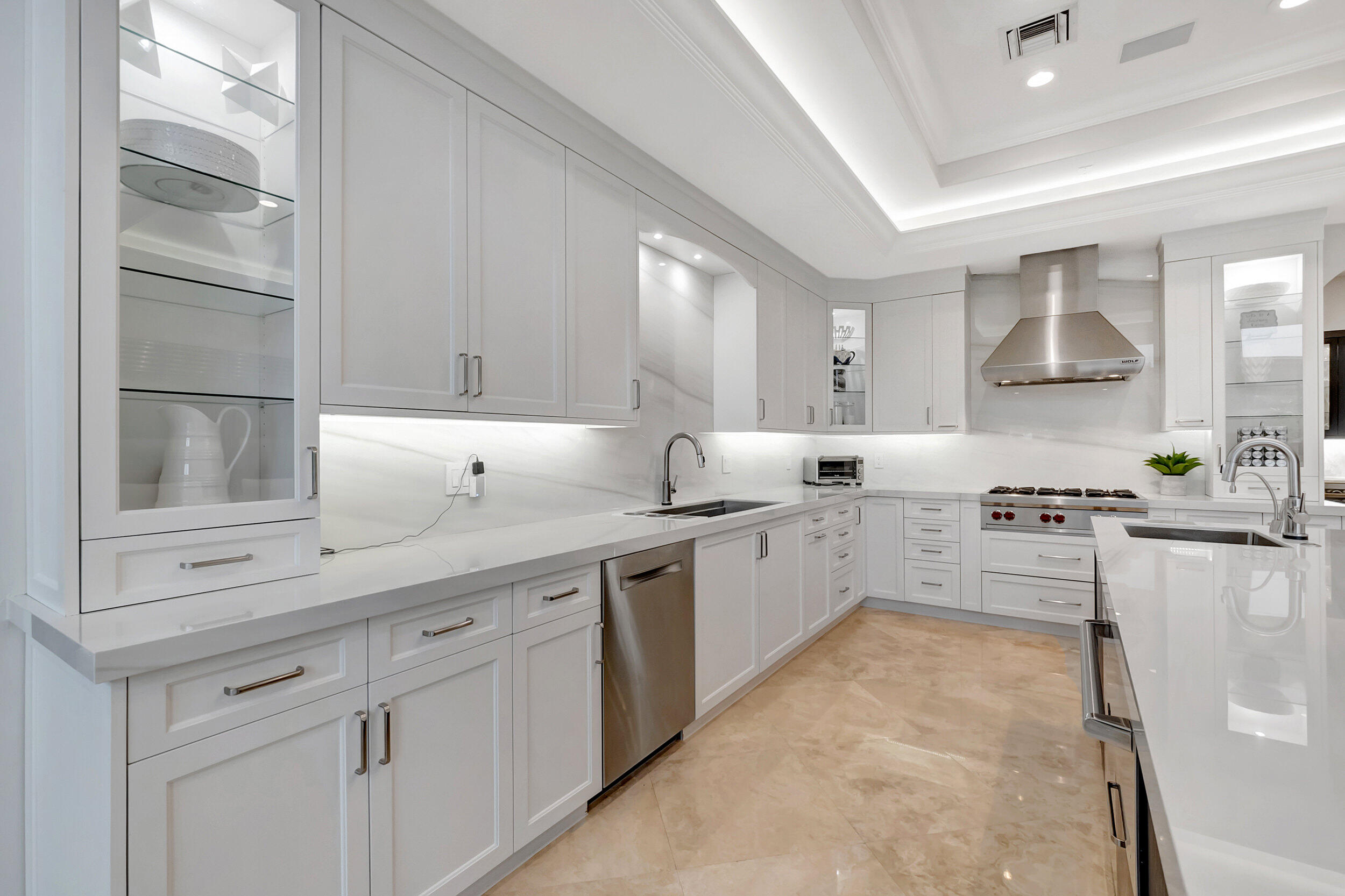 HAMPTONS AT WOODFIELD COUNTRY CLUB - Residential