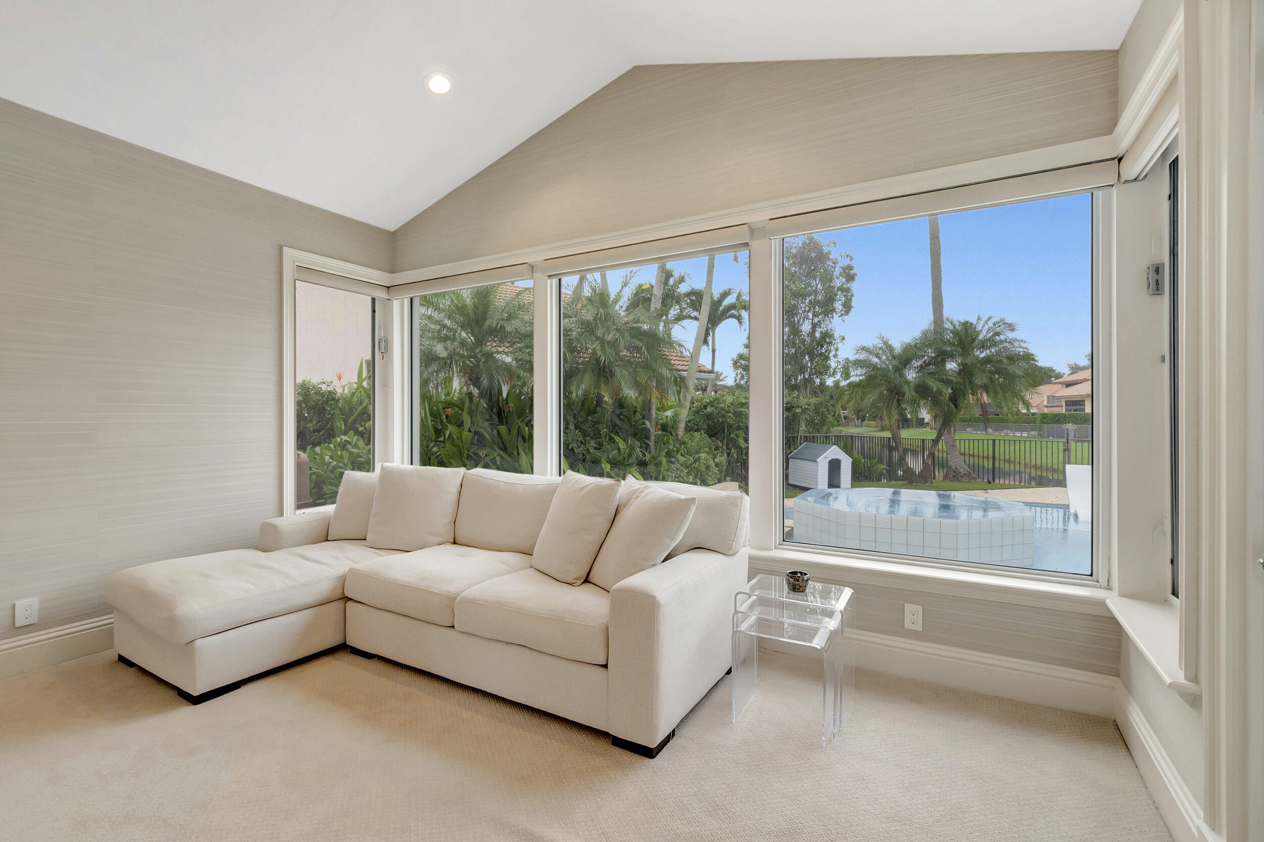 HAMPTONS AT WOODFIELD COUNTRY CLUB - Residential