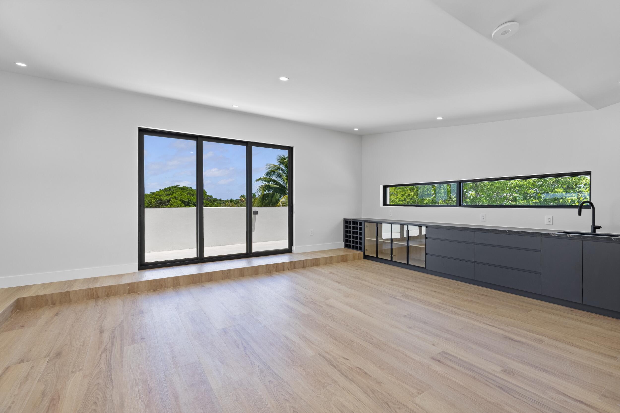 BOCA RATON RIVIERA UNIT D - Residential