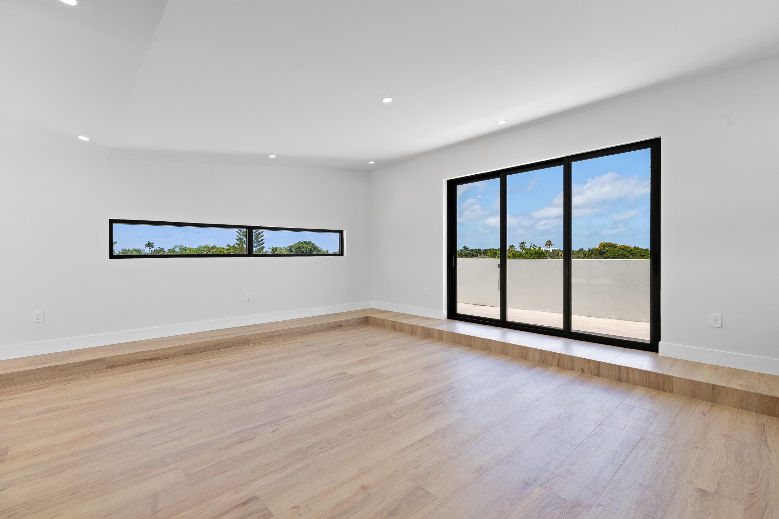 BOCA RATON RIVIERA UNIT D - Residential