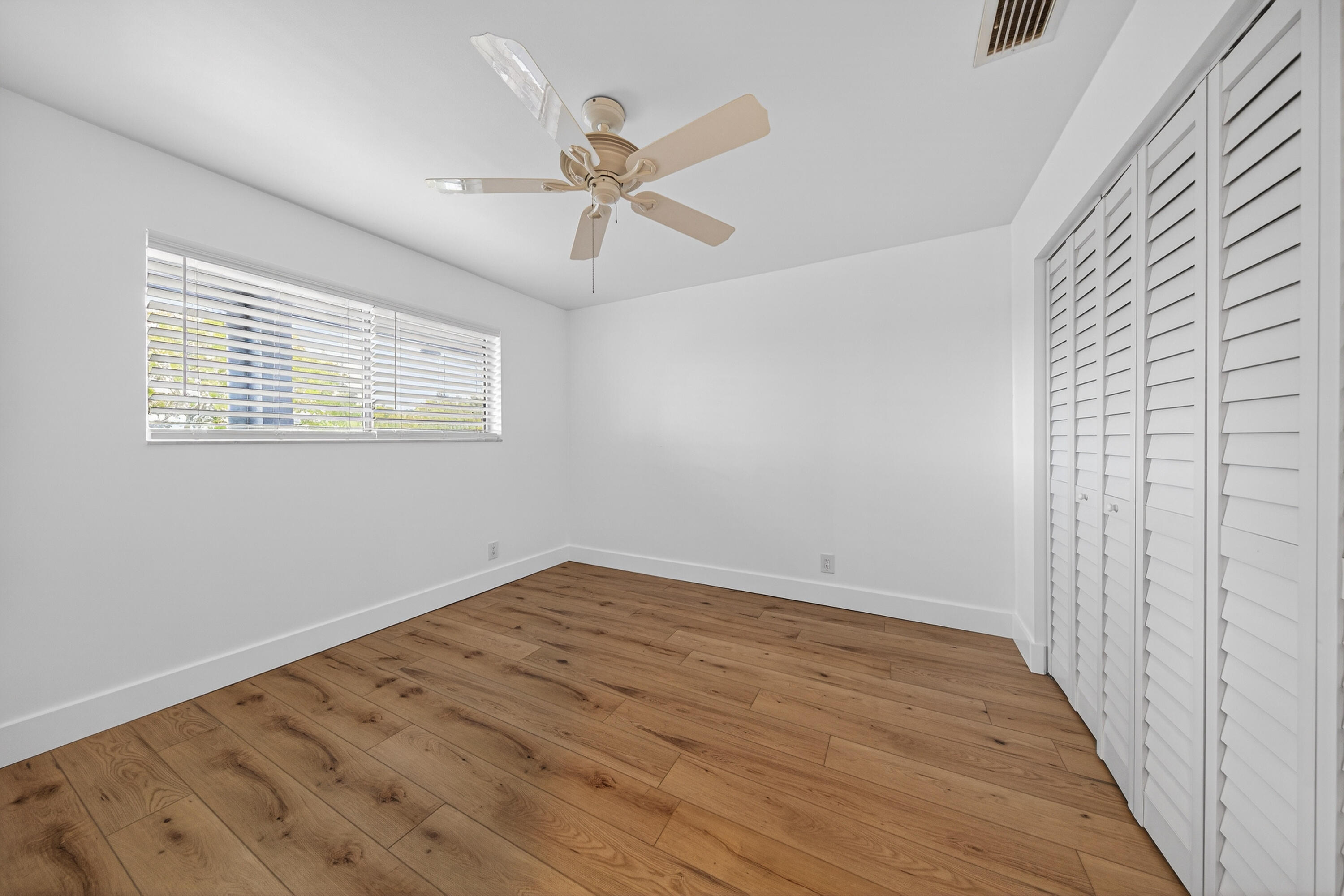 ROYAL PARK GARDENS I-J CONDO - Residential