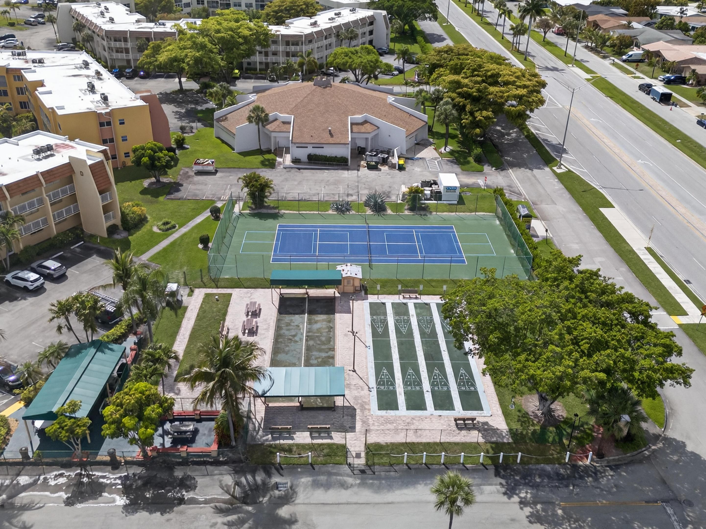 ROYAL PARK GARDENS I-J CONDO - Residential