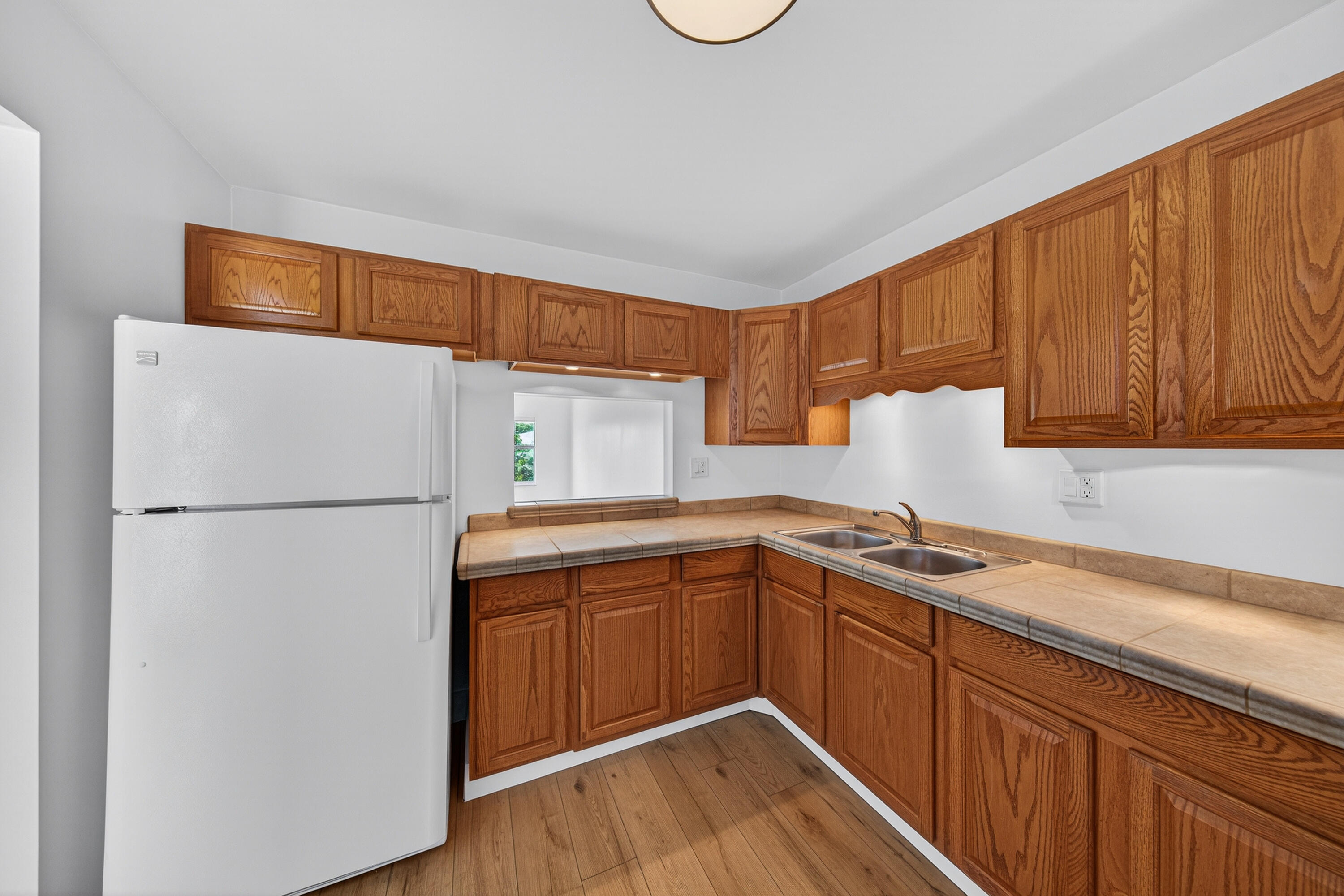 ROYAL PARK GARDENS I-J CONDO - Residential