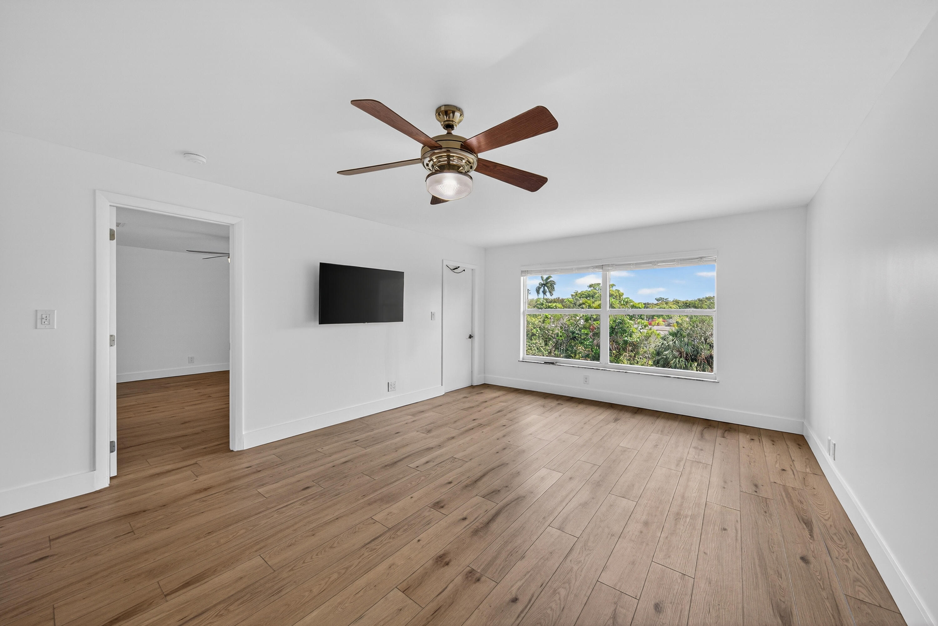 ROYAL PARK GARDENS I-J CONDO - Residential