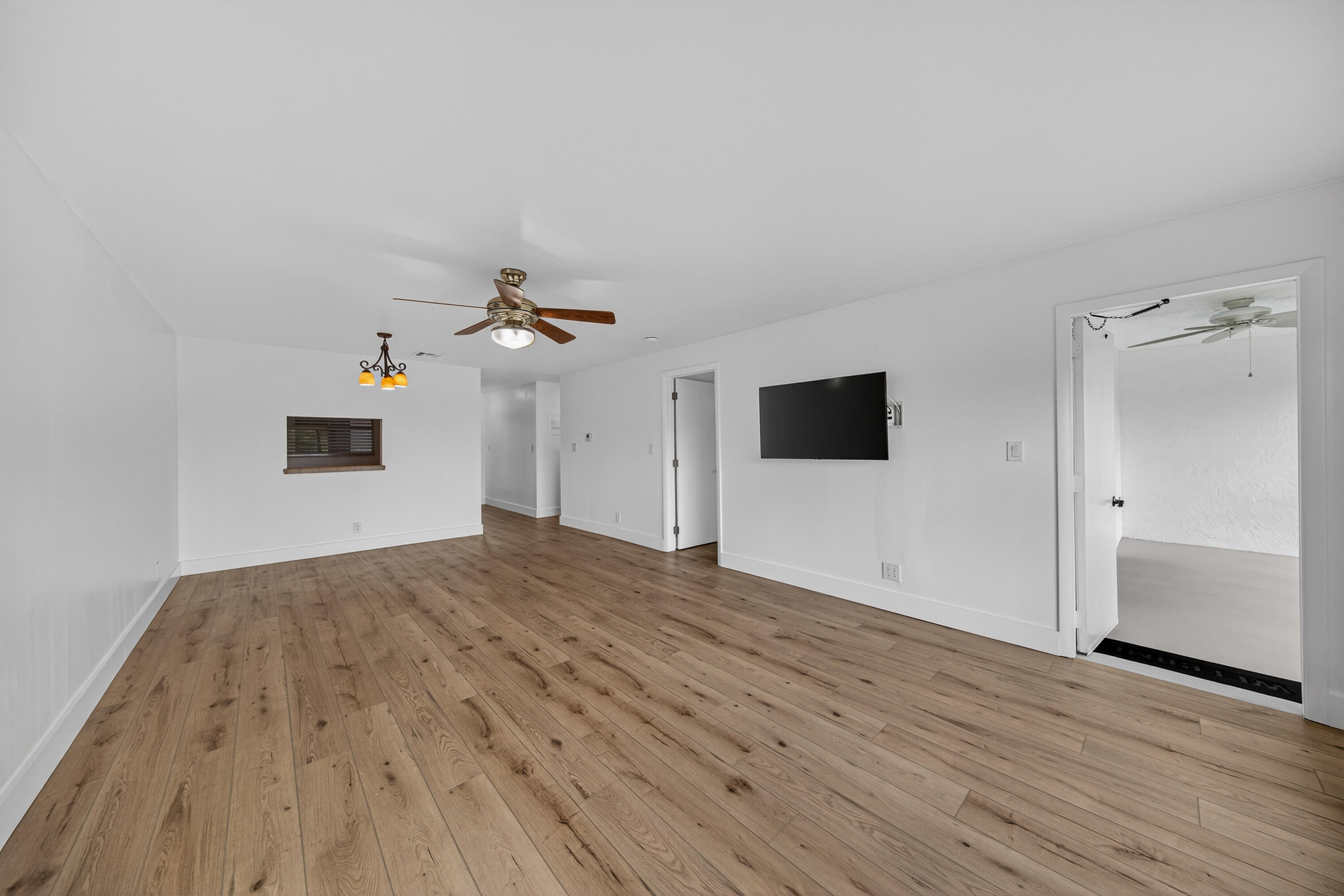 ROYAL PARK GARDENS I-J CONDO - Residential