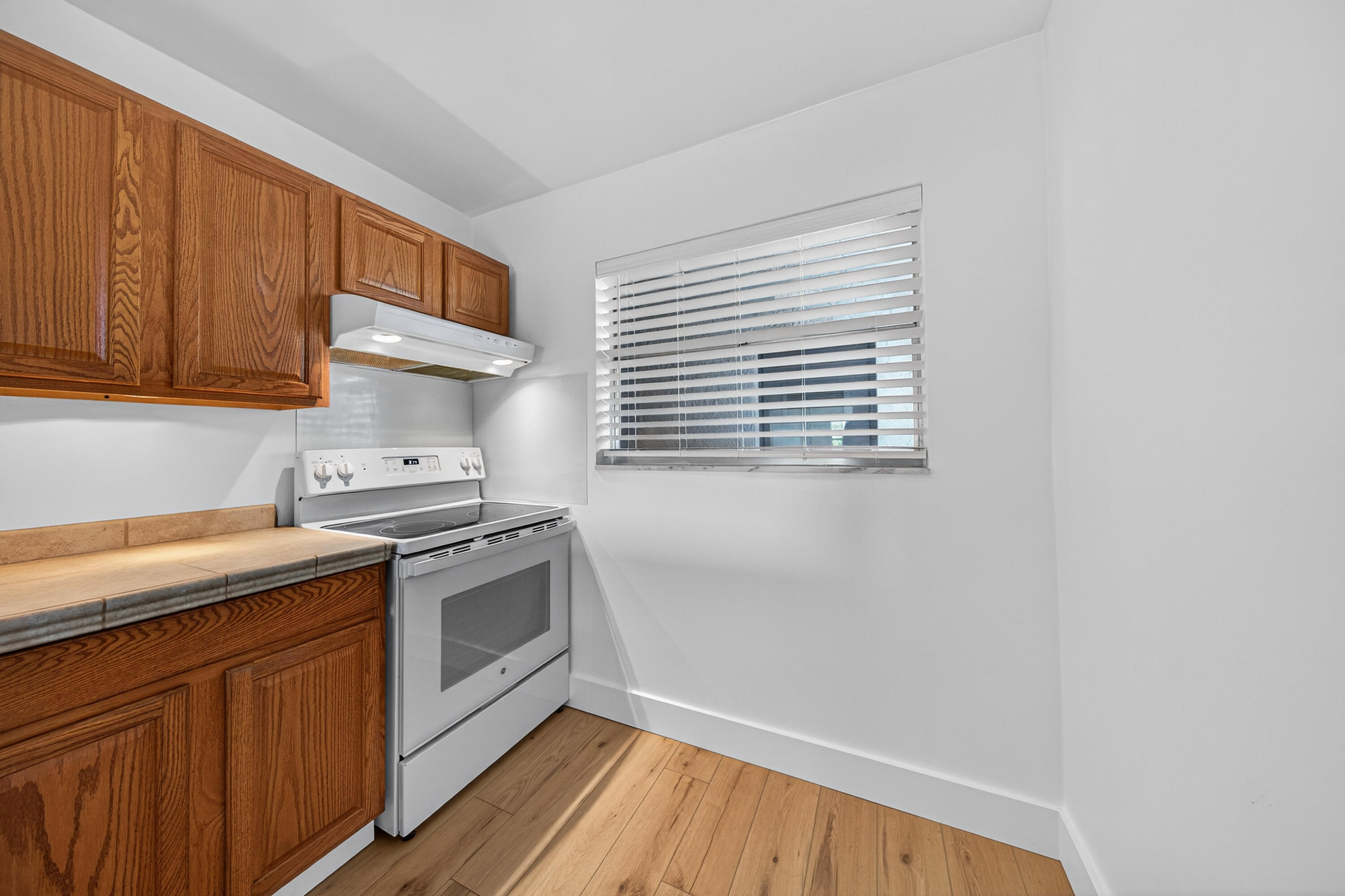 ROYAL PARK GARDENS I-J CONDO - Residential