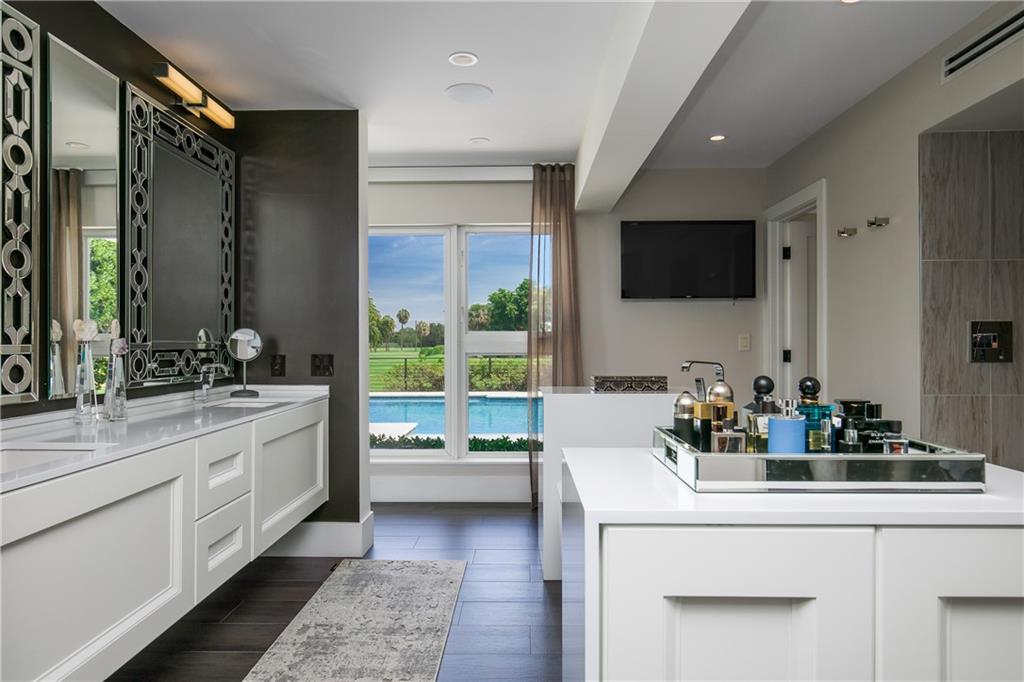 Coral Ridge Country Club - Residential