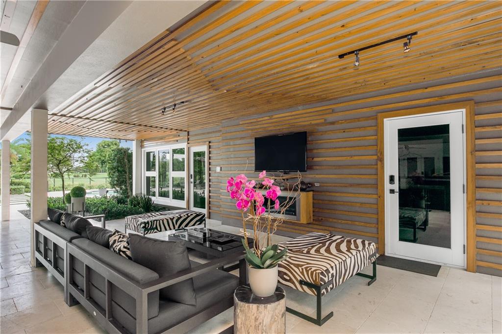 Coral Ridge Country Club - Residential