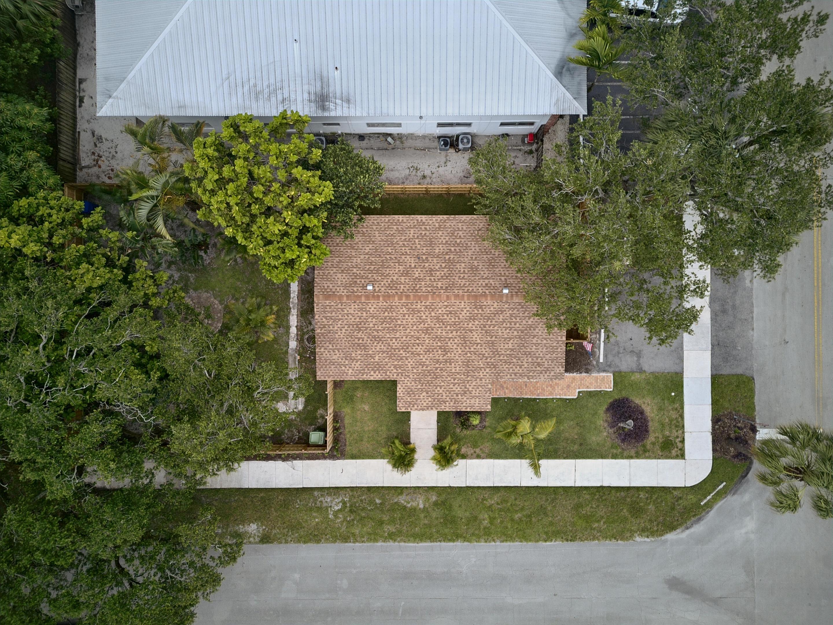 RIVERSIDE PARK - Residential