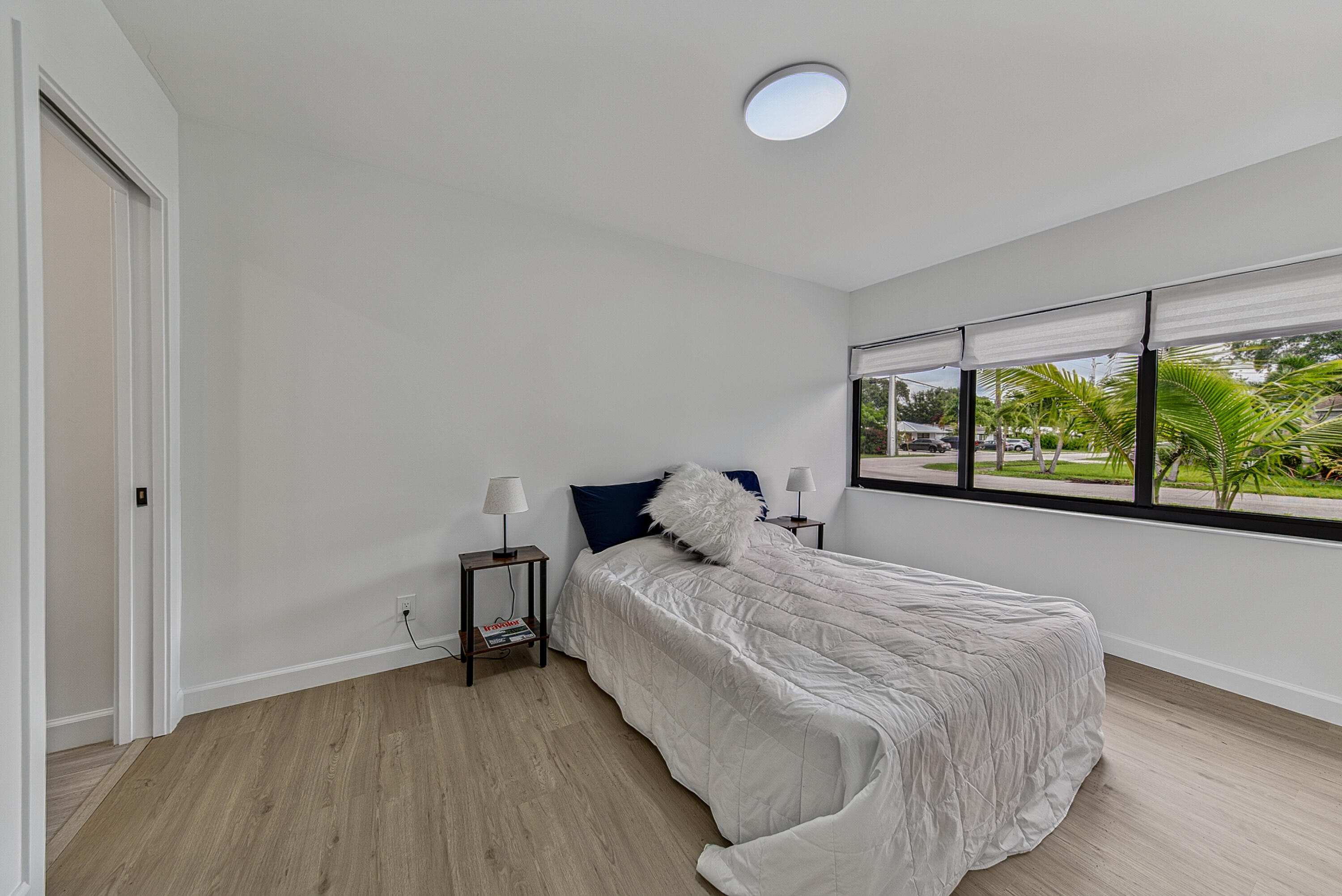 RIVERSIDE PARK - Residential