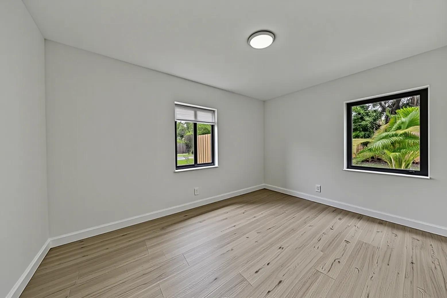 RIVERSIDE PARK - Residential