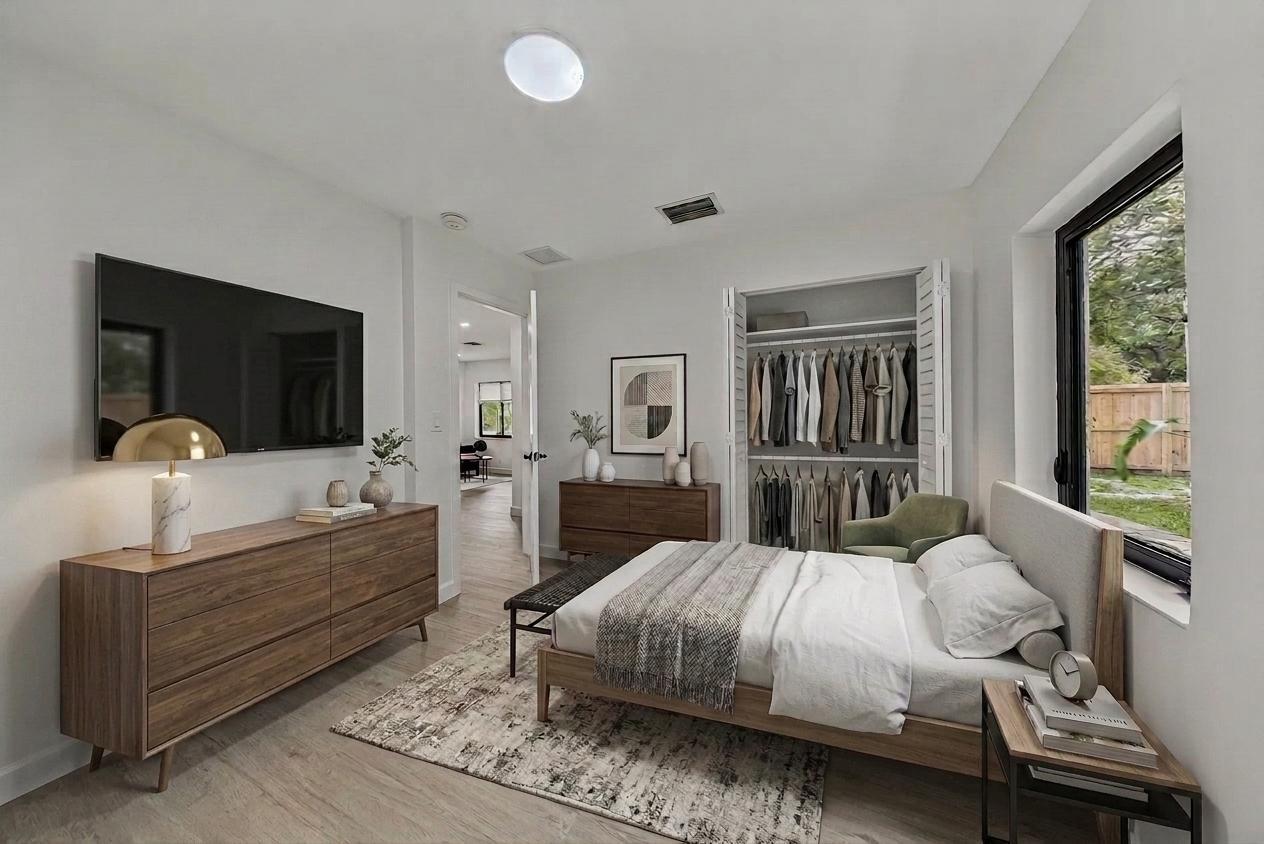 RIVERSIDE PARK - Residential