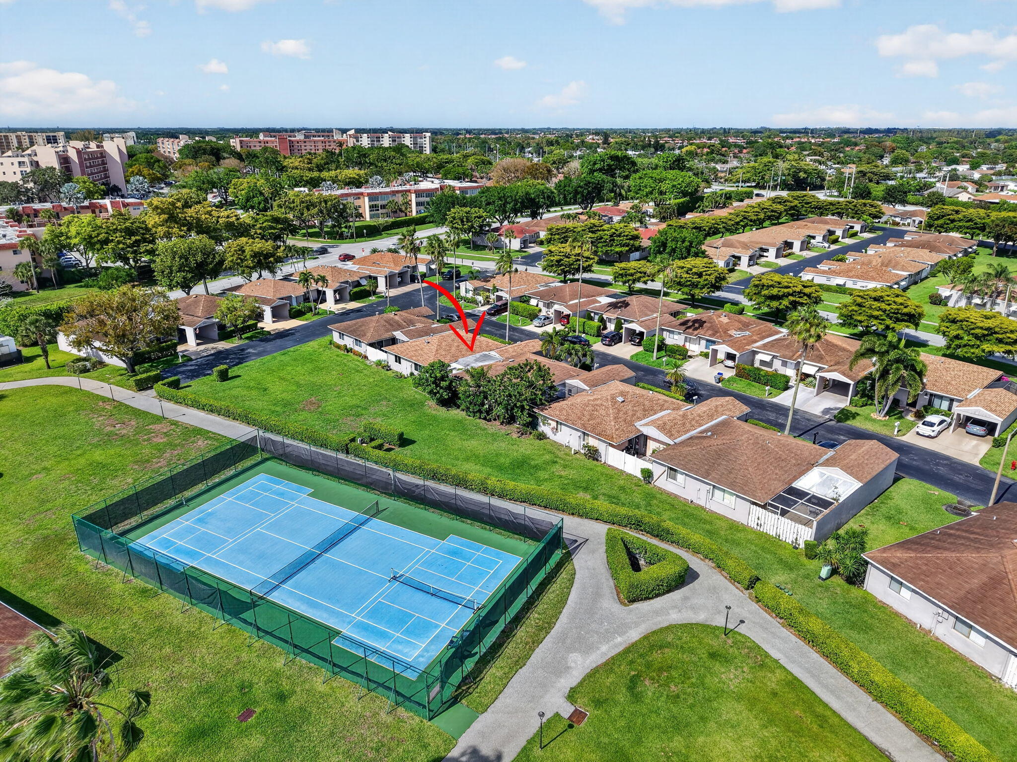 CAMELOT VILLAGE SEC 1 - Residential