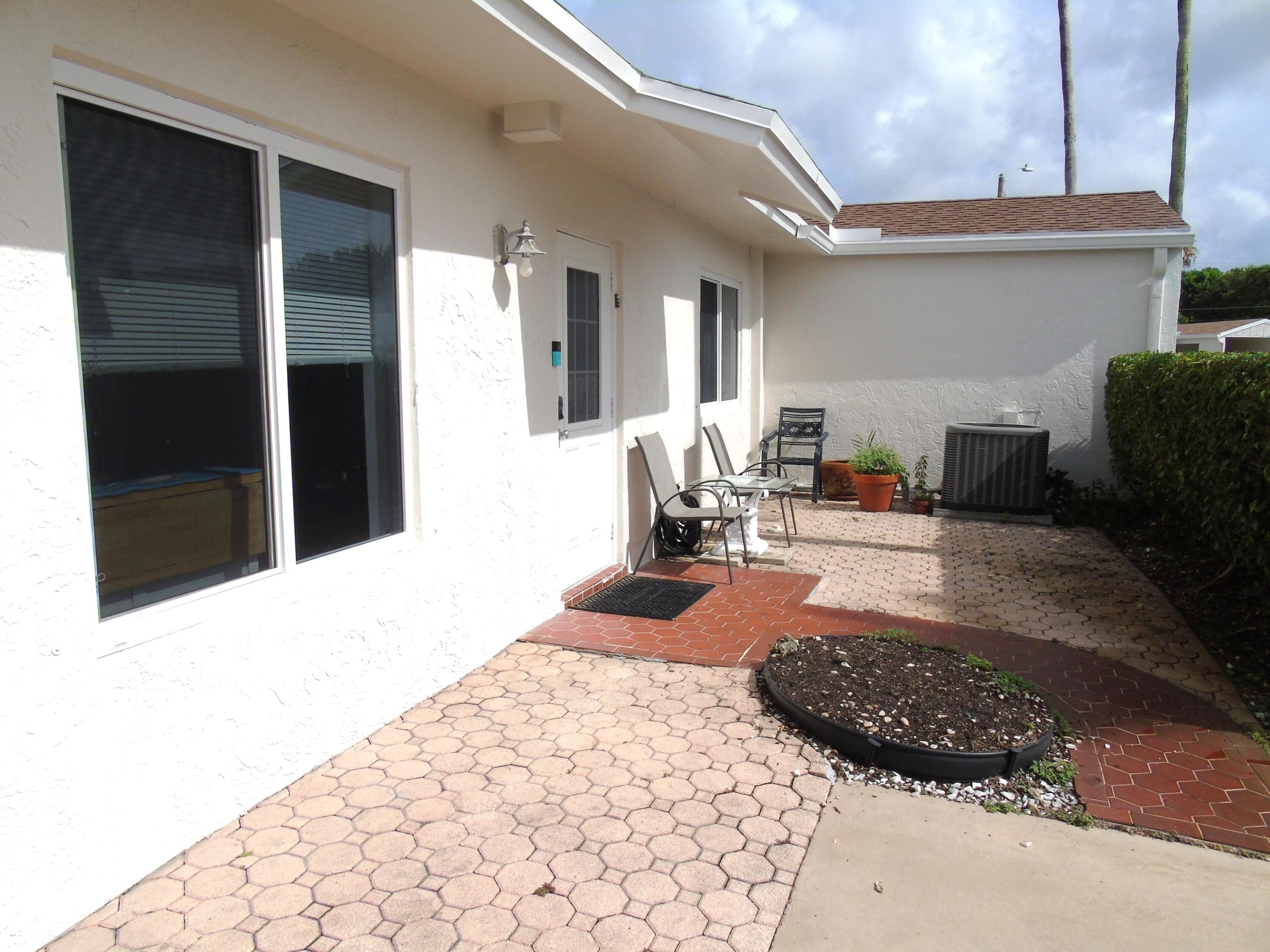 CAMELOT VILLAGE SEC 1 - Residential