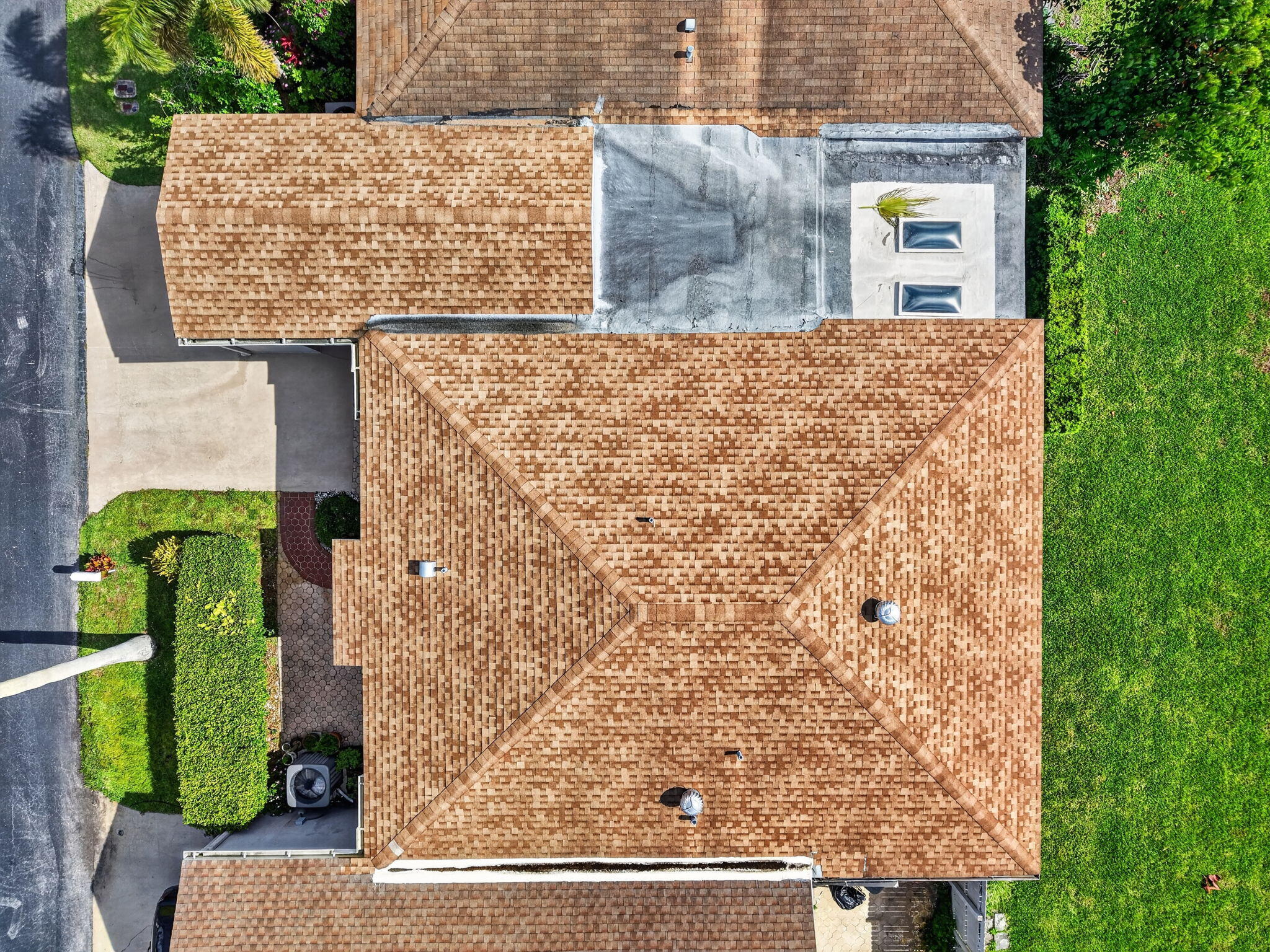 CAMELOT VILLAGE SEC 1 - Residential