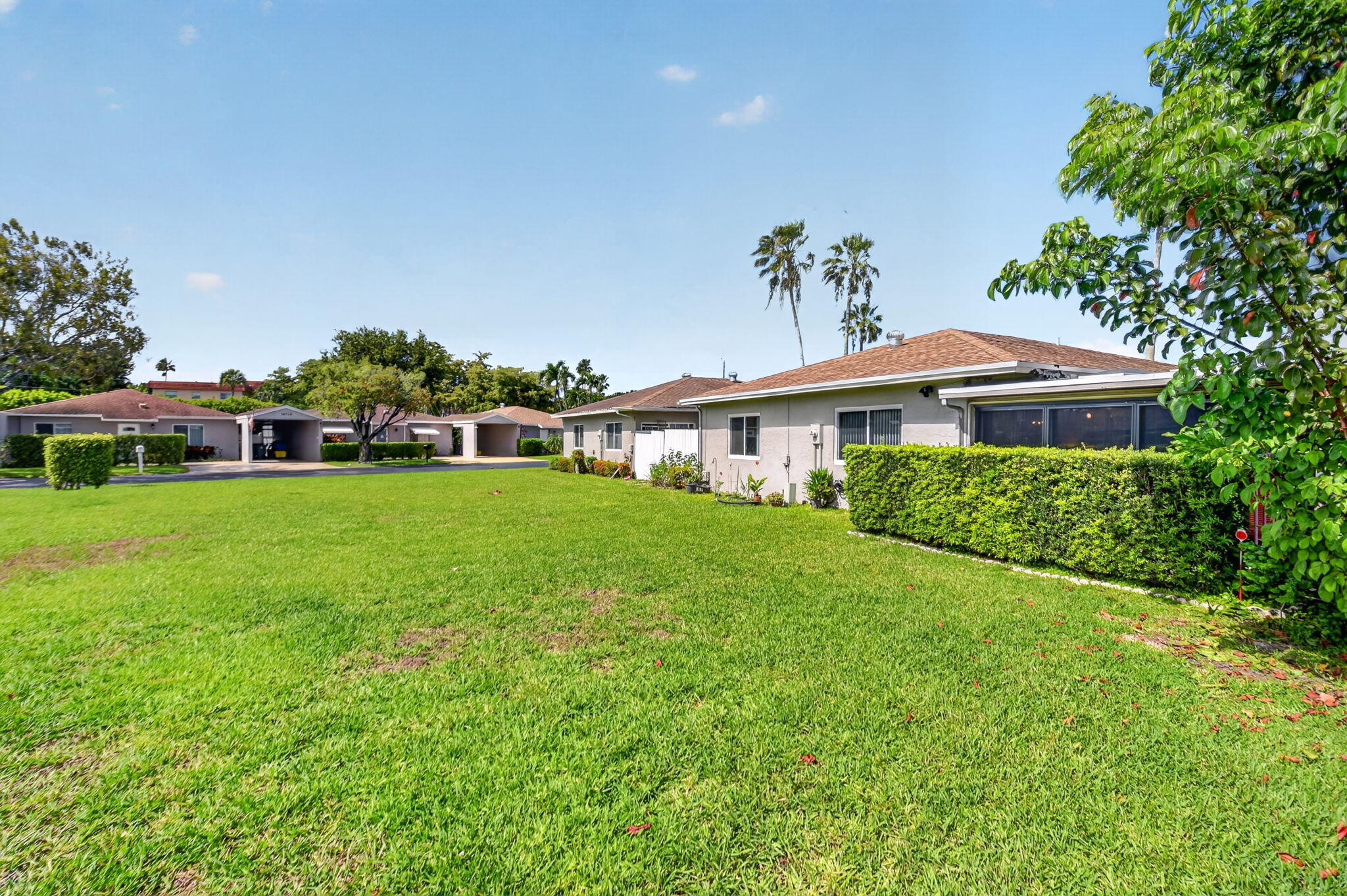 CAMELOT VILLAGE SEC 1 - Residential
