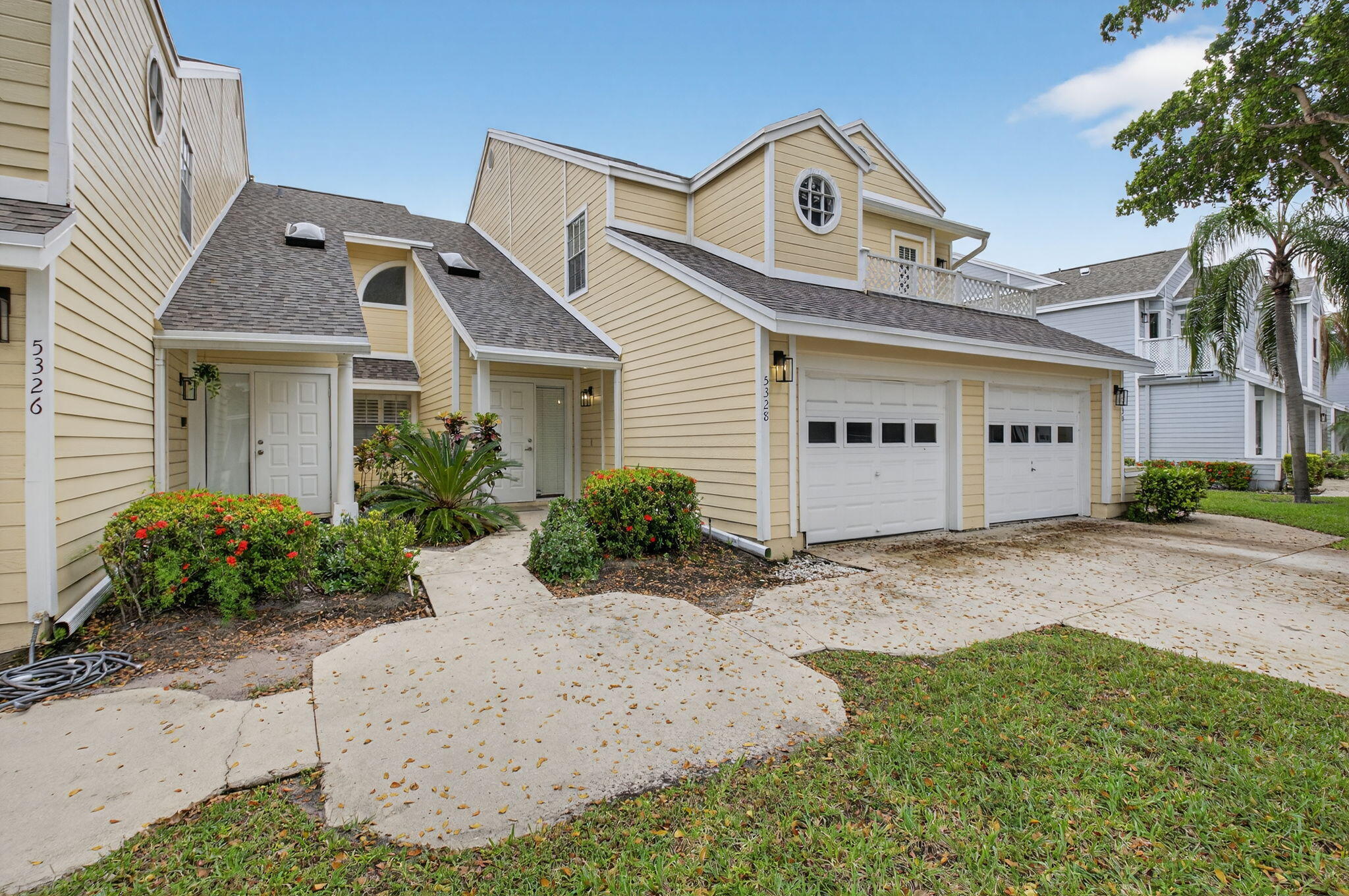 CARRIAGE HOUSES of Fairfield At Boca - Residential